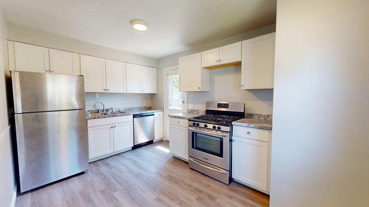 104 Bradley Property Photo 20