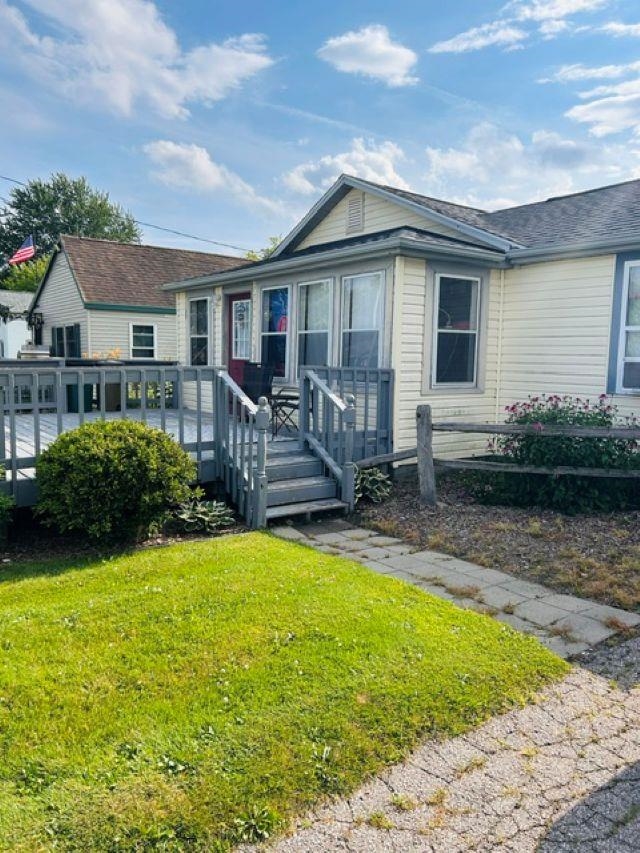 535 N Midland Street Property Photo 2