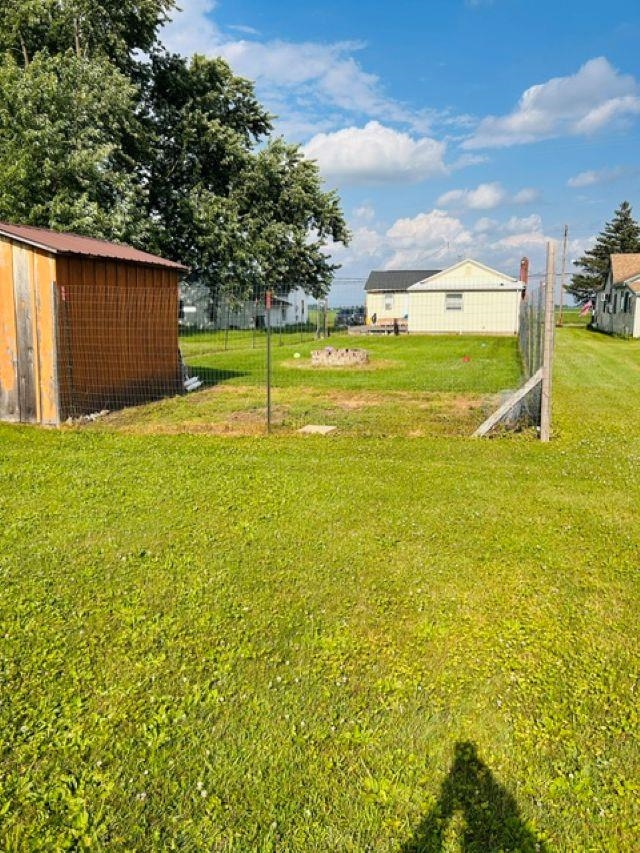 535 N Midland Street Property Photo 4