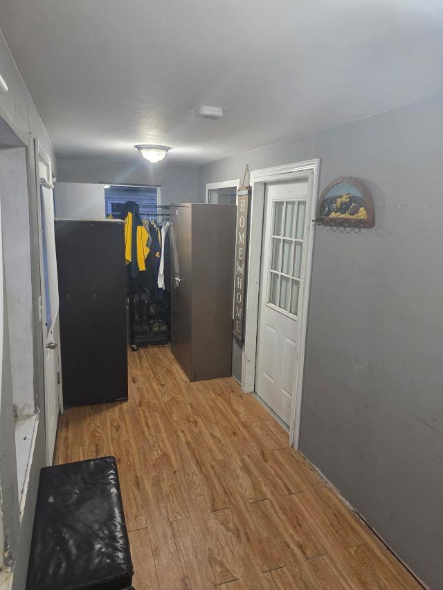 535 N Midland Street Property Photo 8