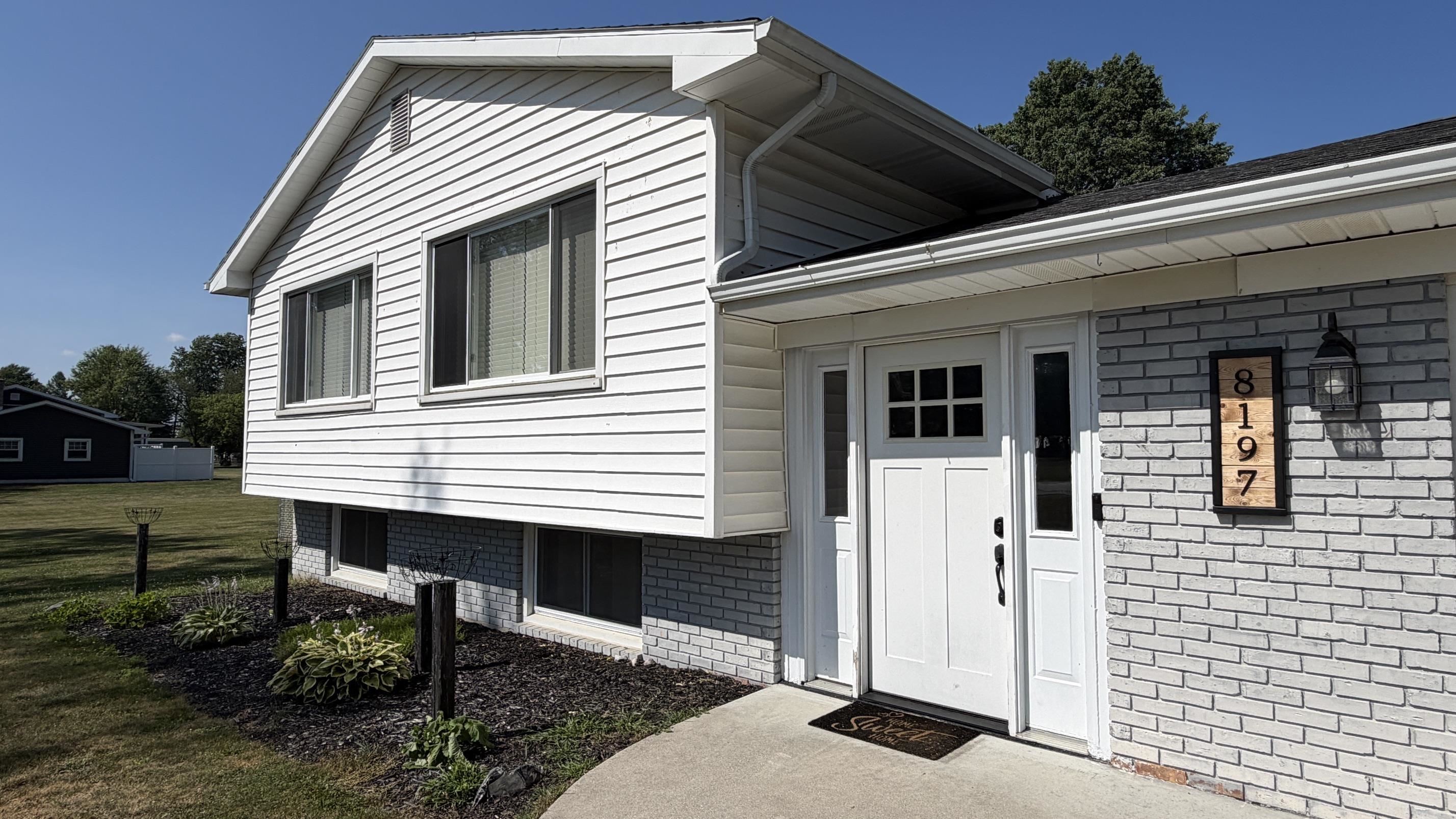 8197 S Federal Road Property Photo 1