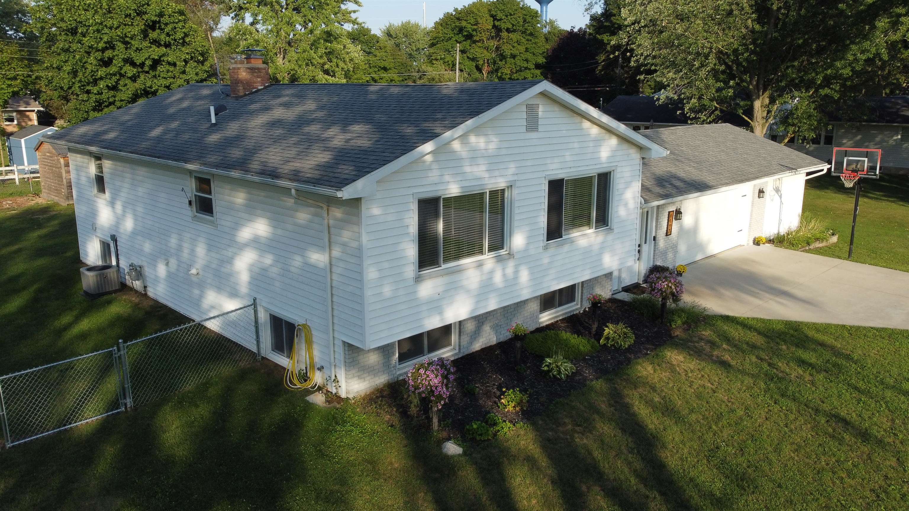 8197 S Federal Road Property Photo 3