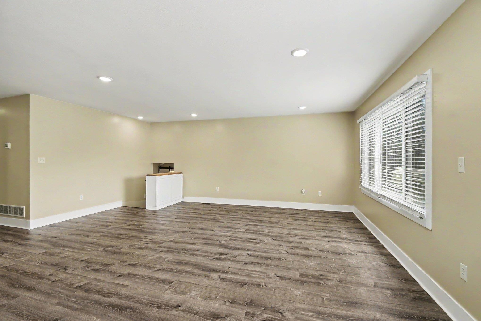 8197 S Federal Road Property Photo 12