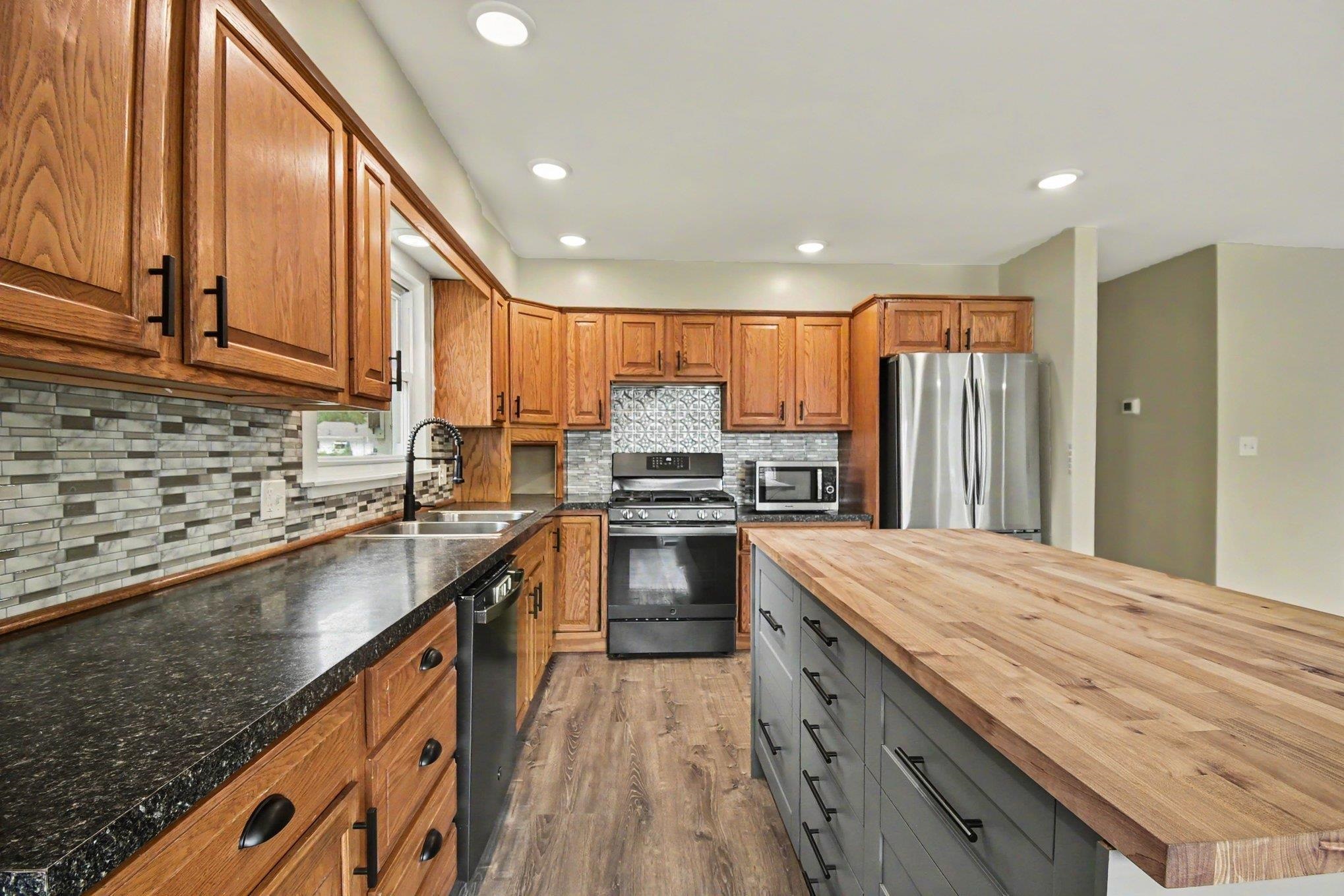 8197 S Federal Road Property Photo 17