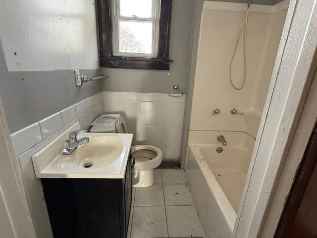 319 E Nelson Street Property Photo 6