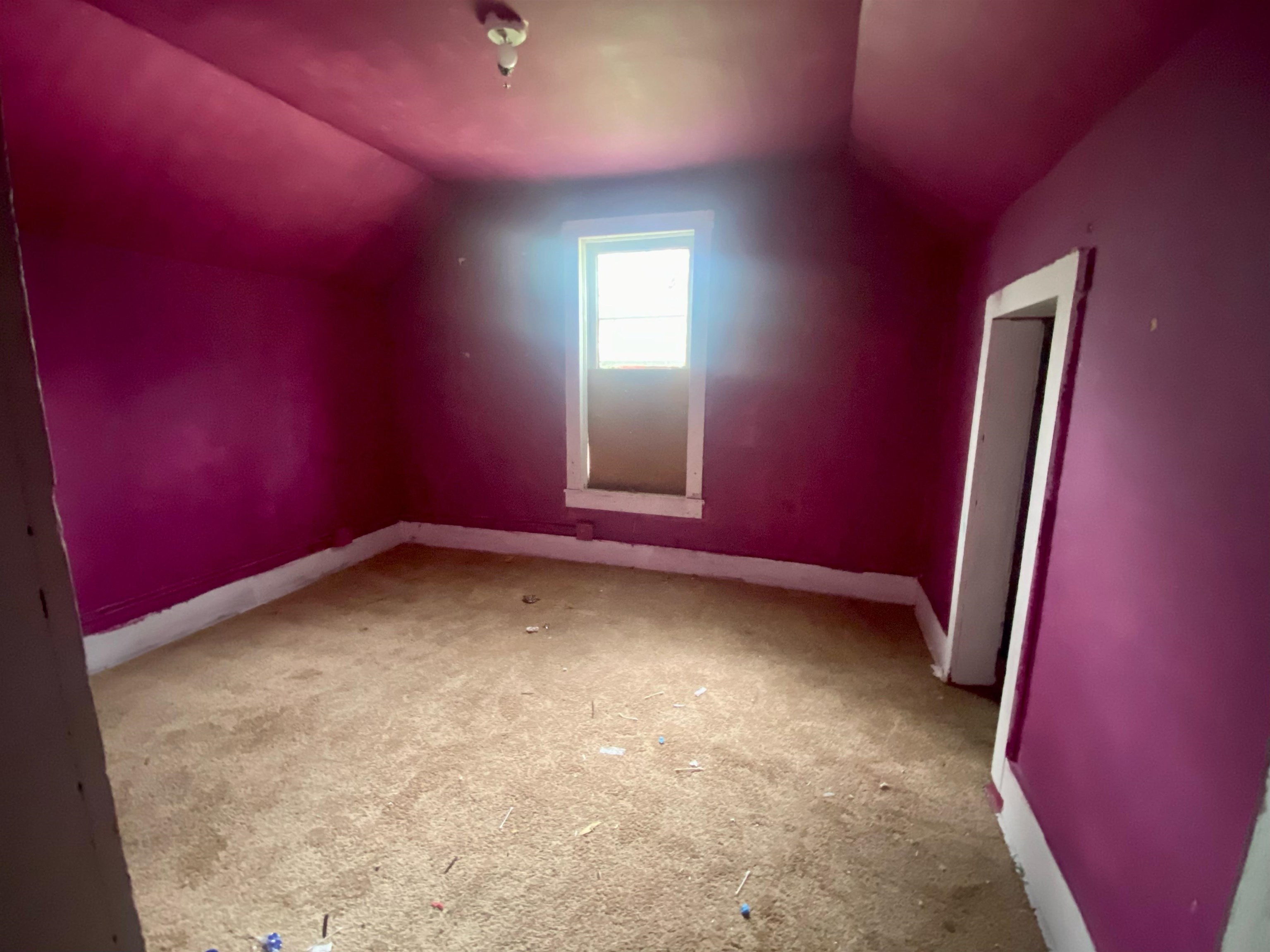 416 E Maple Street Property Photo 3