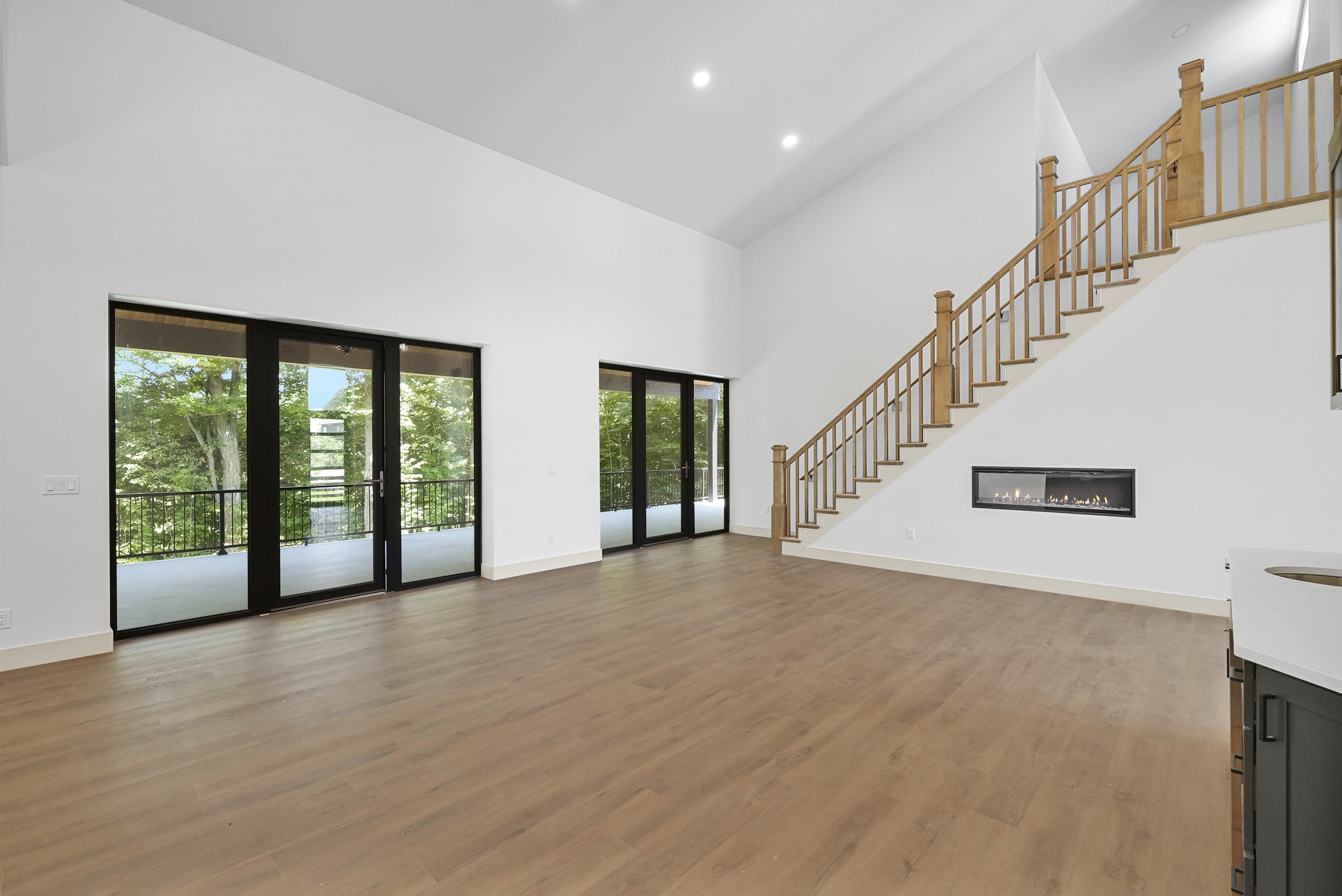 7777 Turnberry Circle Property Photo 14