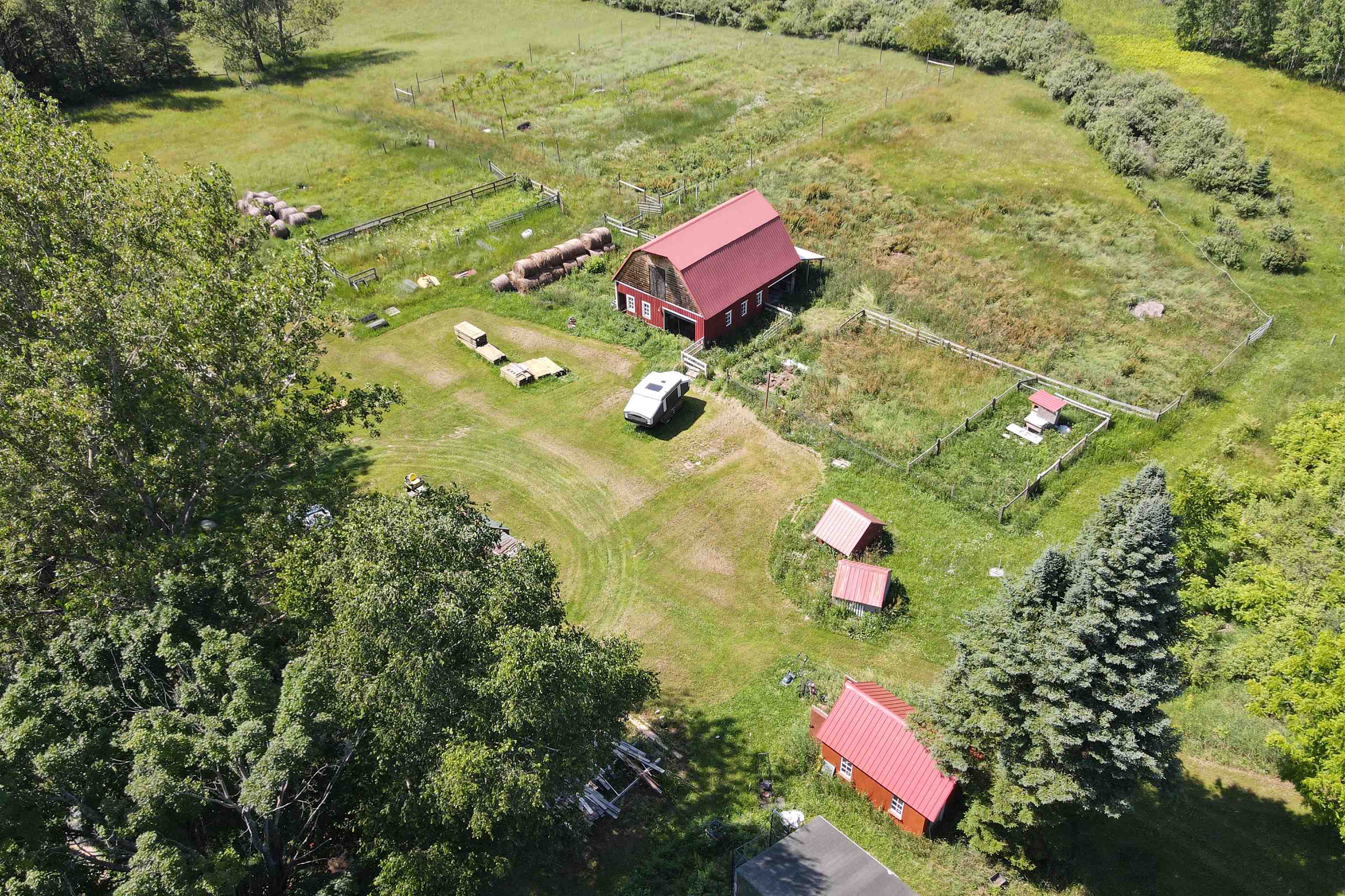 4626 S Center Highway Property Photo 1