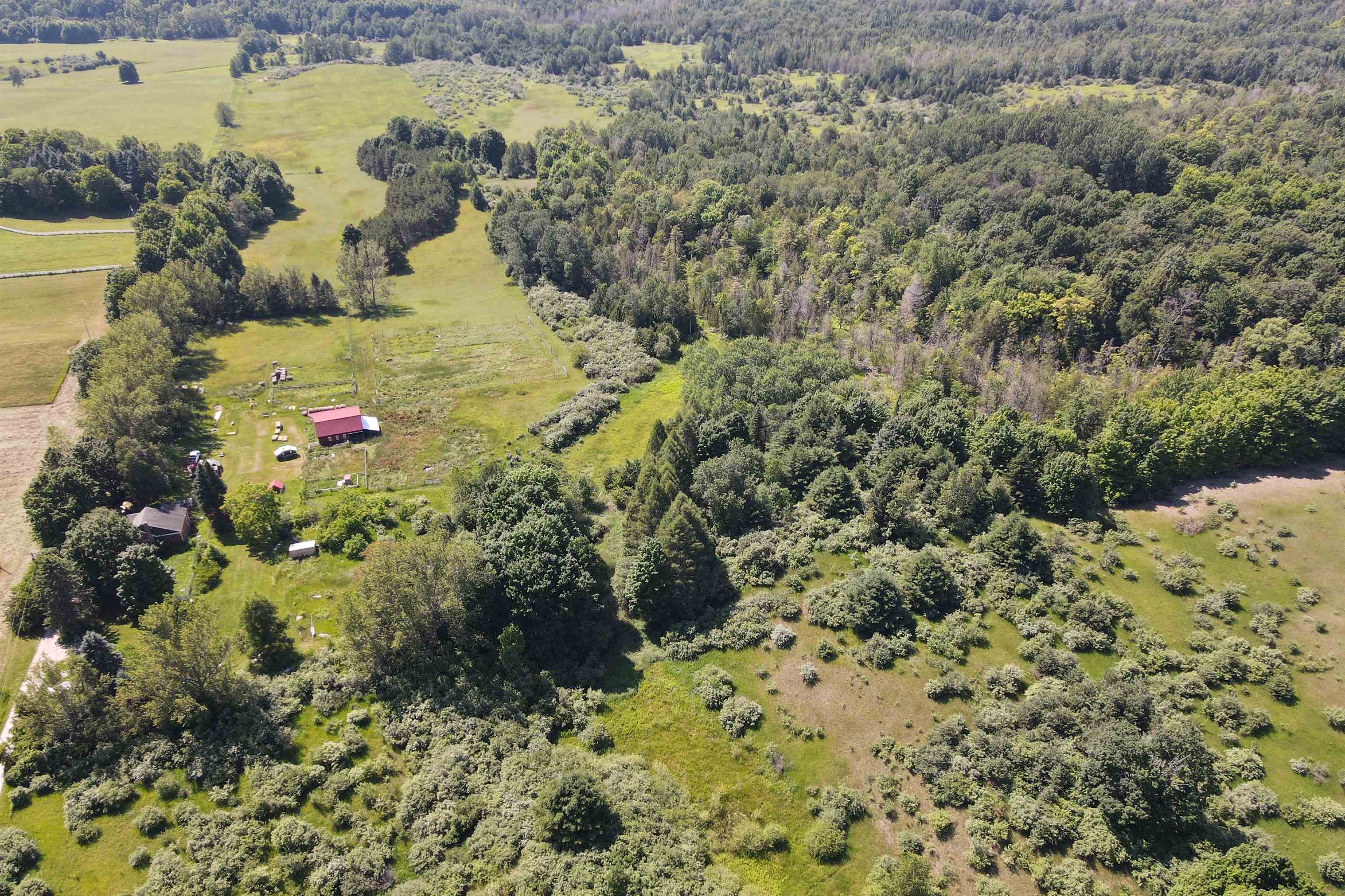 4626 S Center Highway Property Photo 4