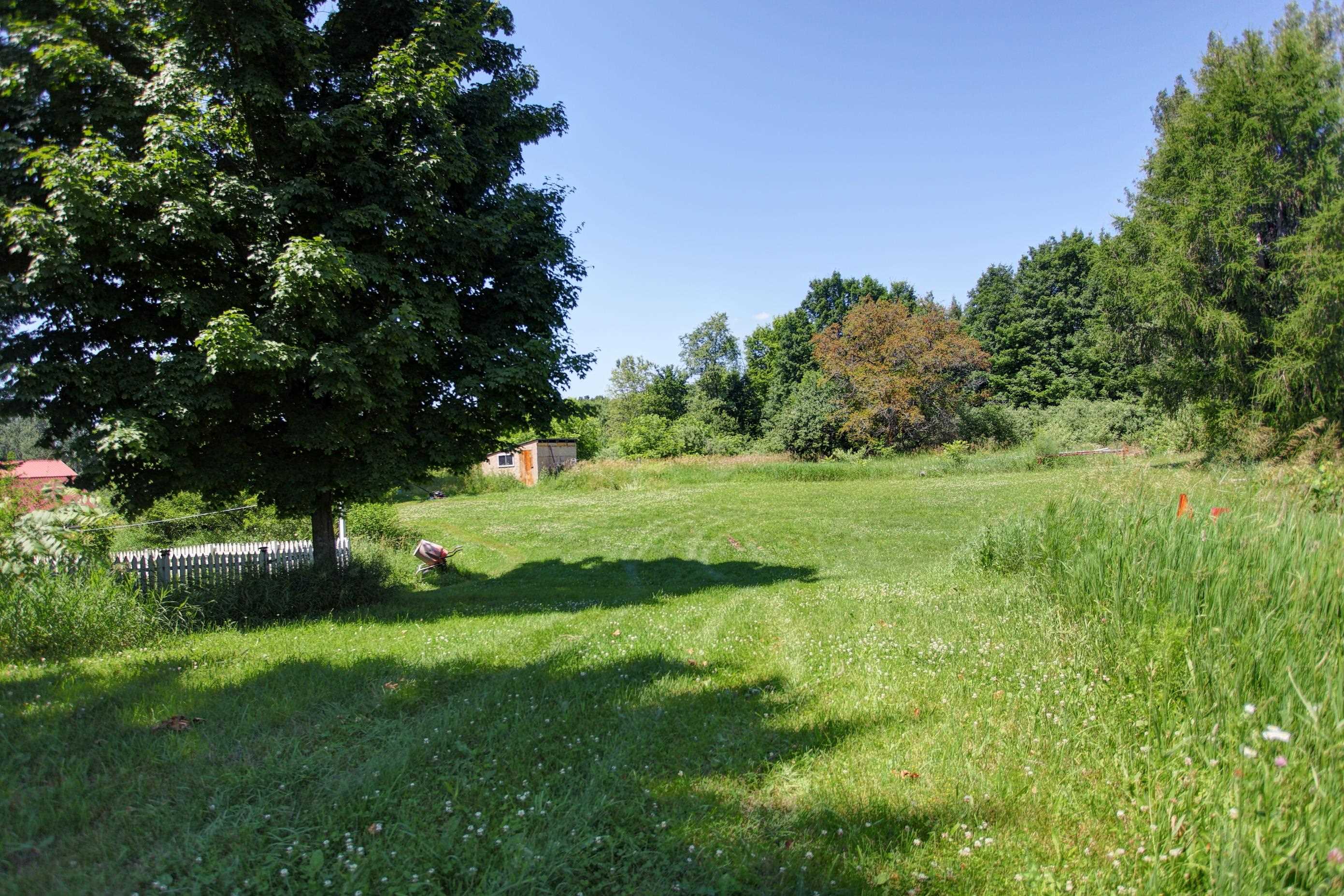 4626 S Center Highway Property Photo 8