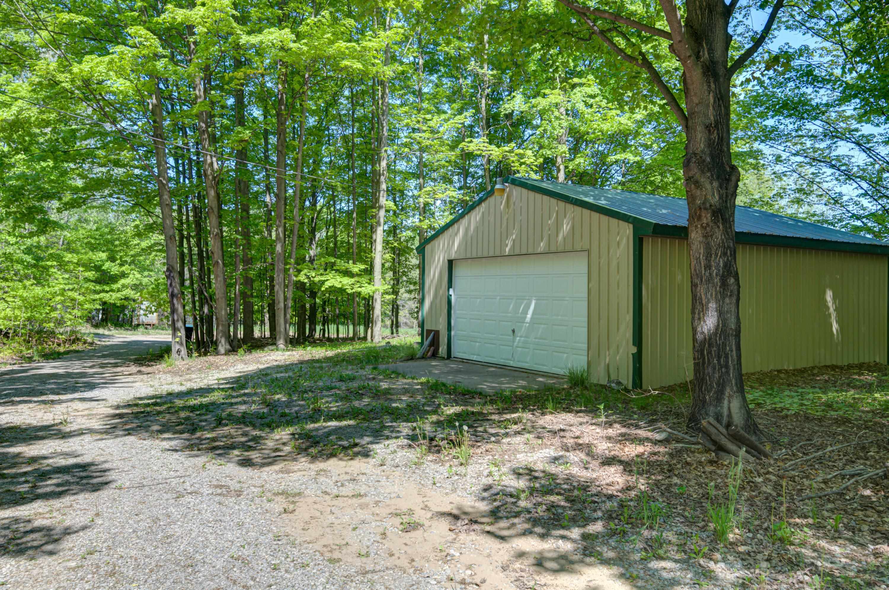8134 Nw Ruttan Road Property Photo 7