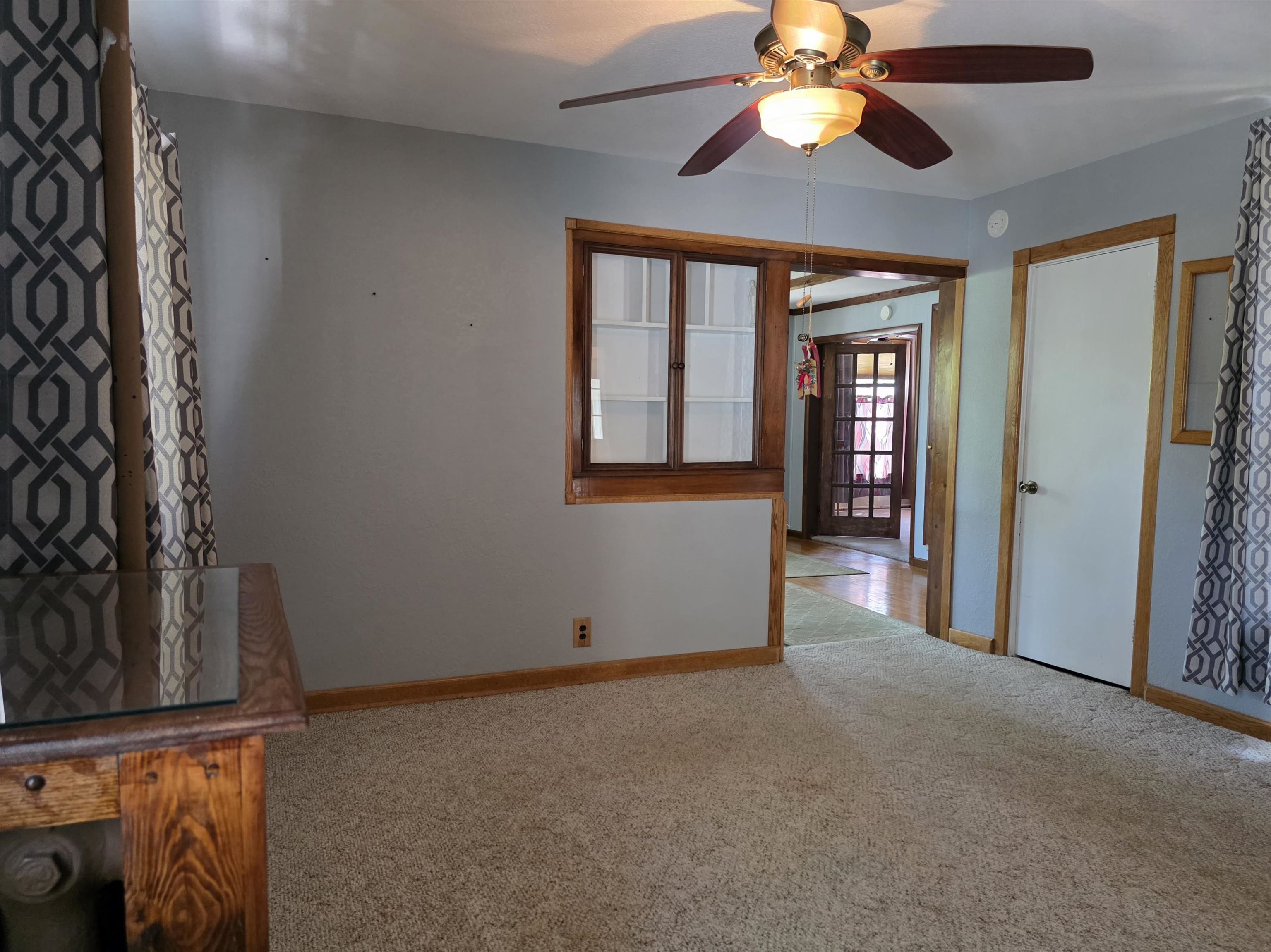 702 W Washington Property Photo 10