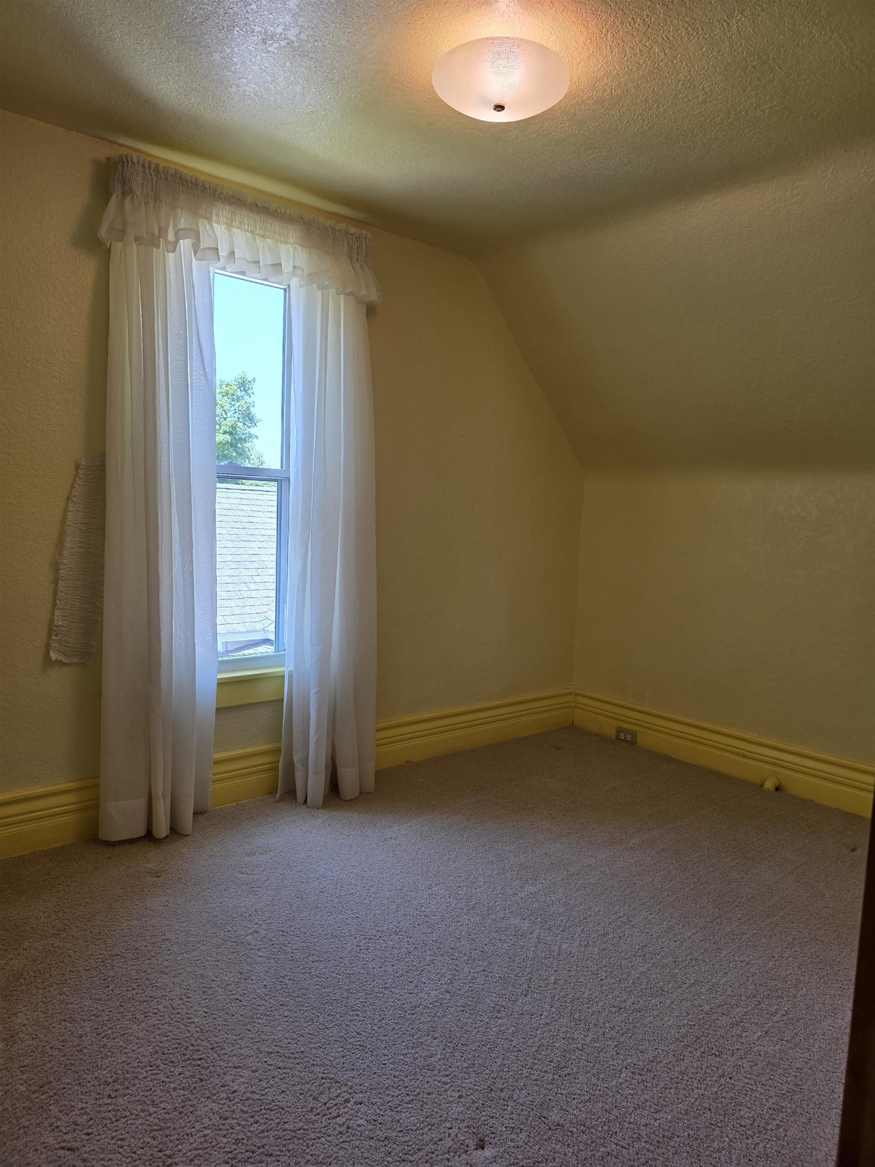 702 W Washington Property Photo 45