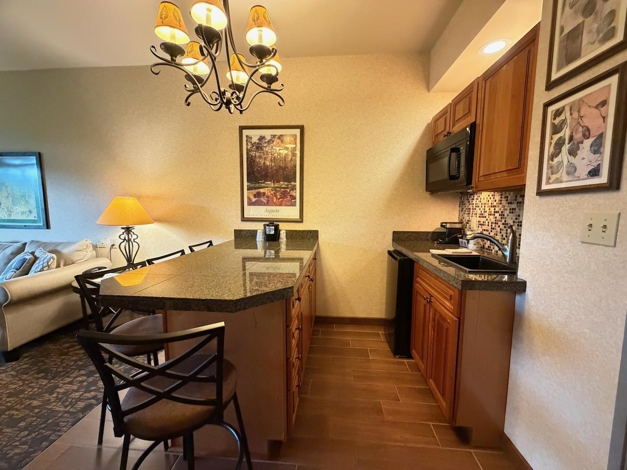 2400 Troon South Property Photo 3