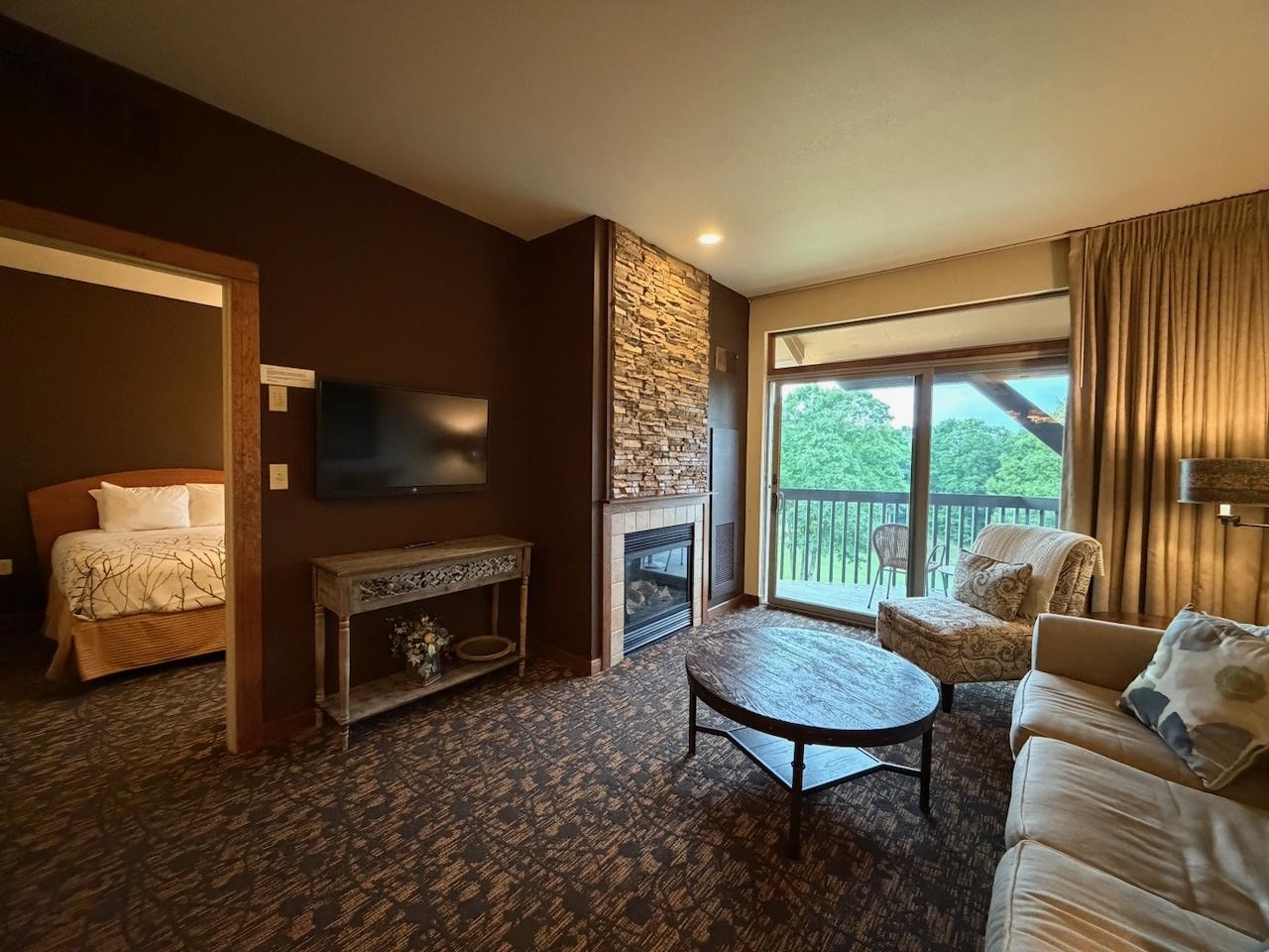 2400 Troon South Property Photo 8