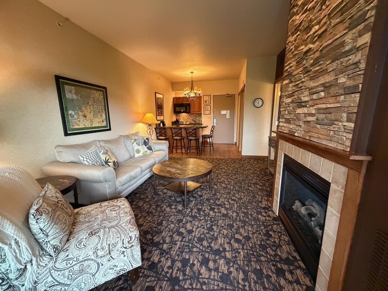 2400 Troon South Property Photo 14