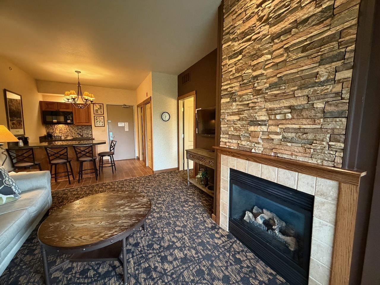 2400 Troon South Property Photo 15