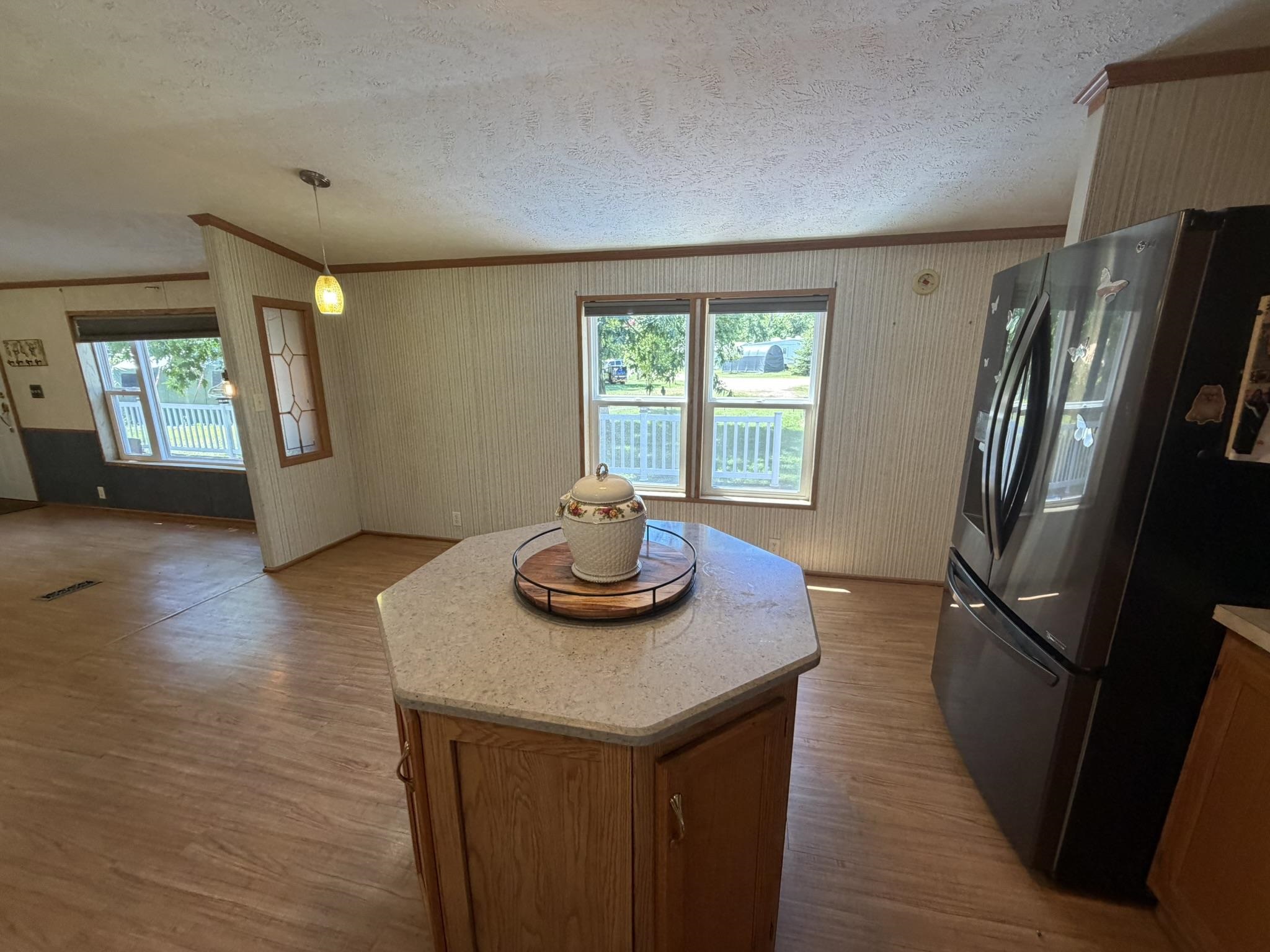 6280 W Broadway Street Property Photo 10