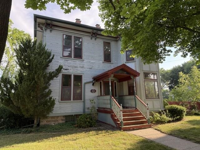 424 Center Street Property Photo 1