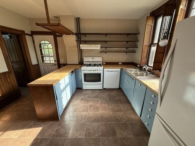 424 Center Street Property Photo 8