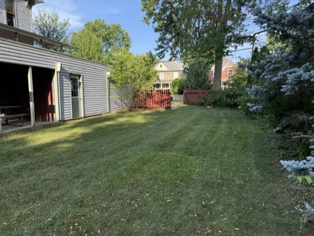 424 Center Street Property Photo 22