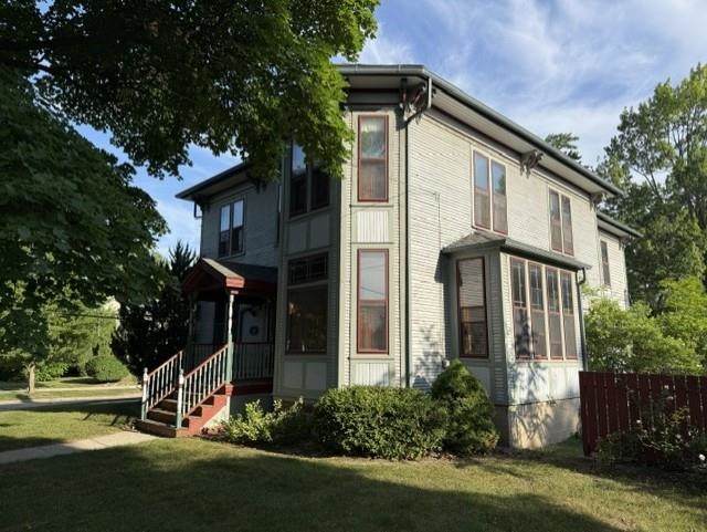 424 Center Street Property Photo 25
