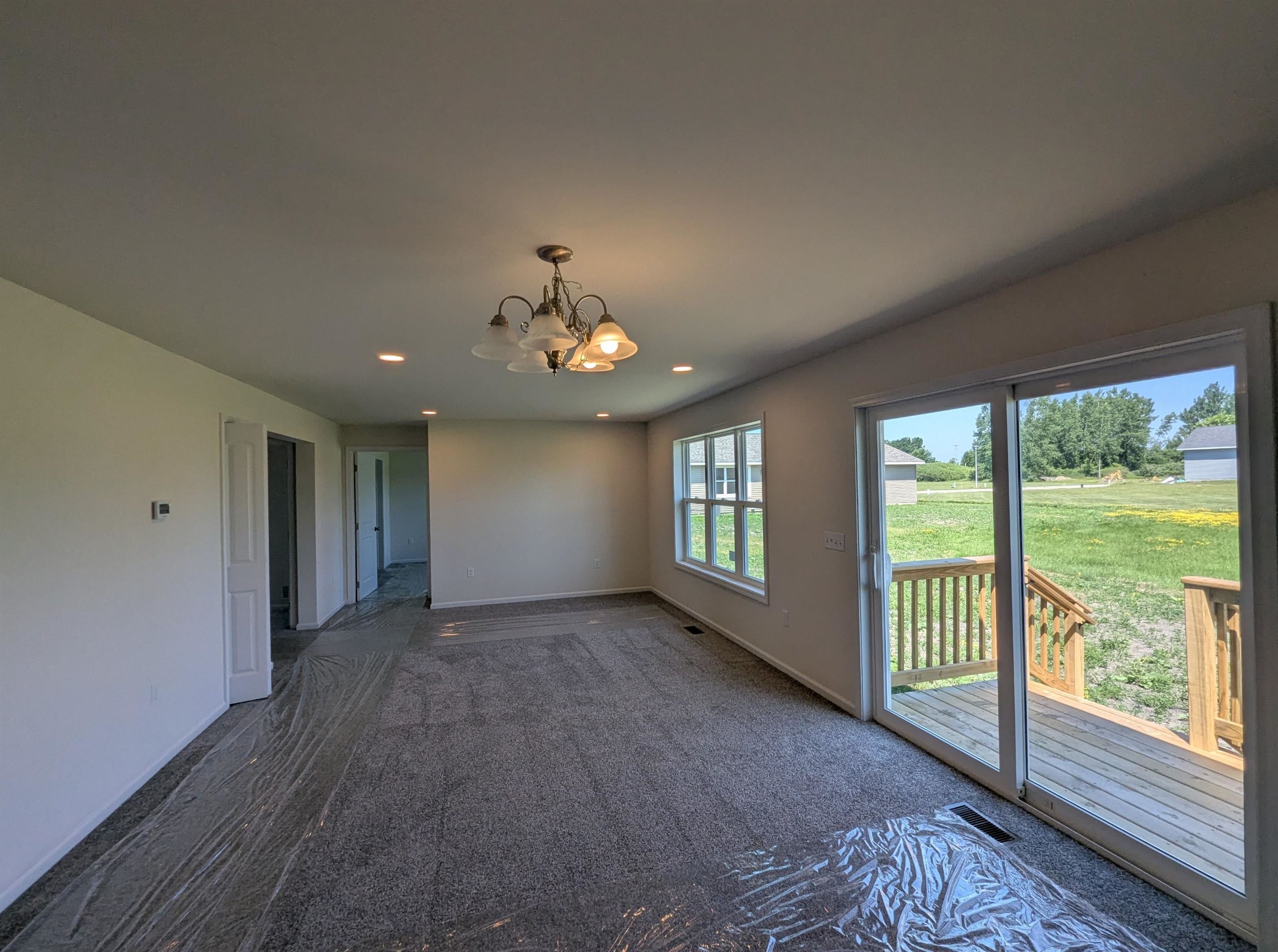 263 Stern Drive Property Photo 13