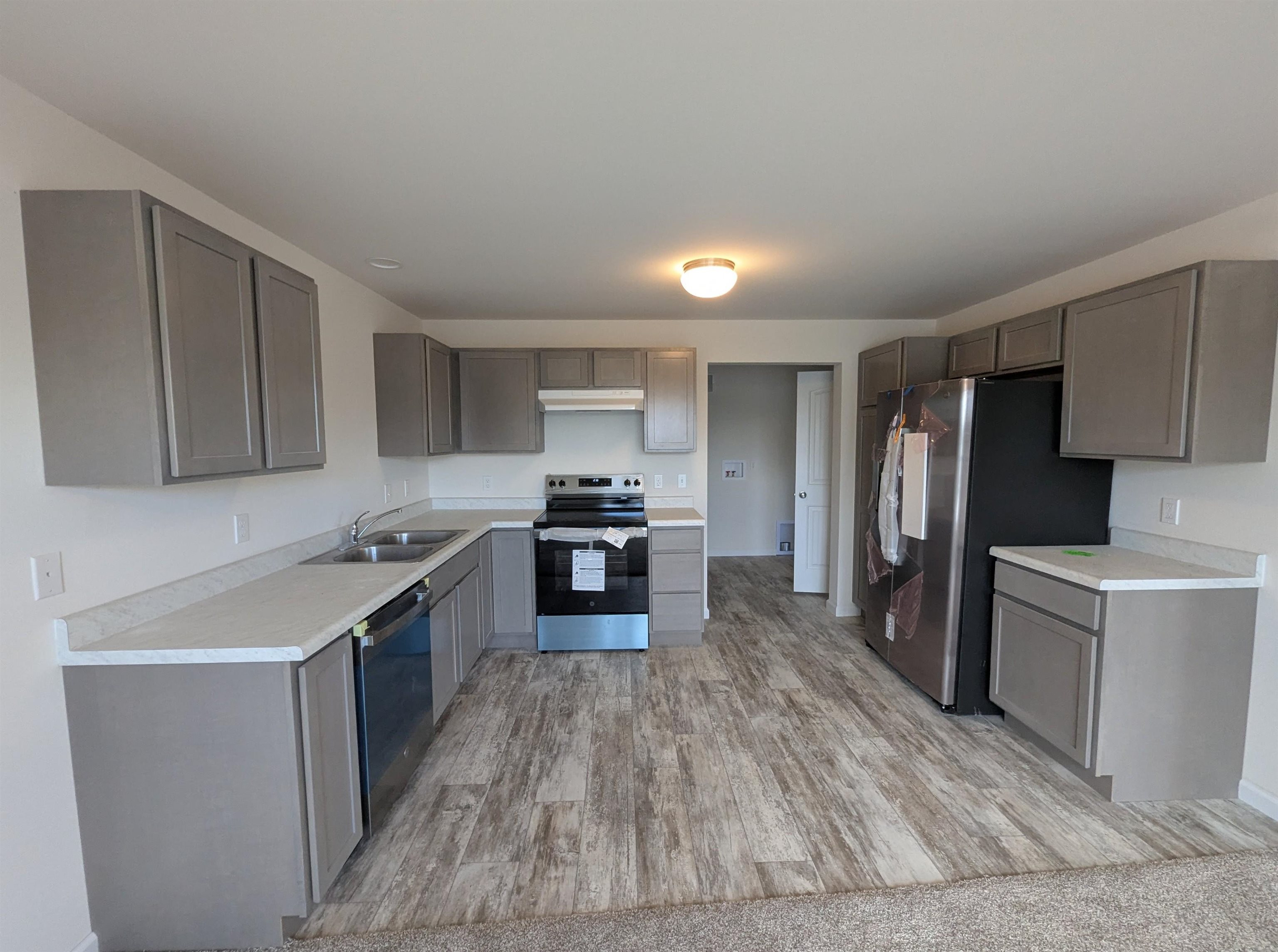 268 Stern Drive Property Photo 9