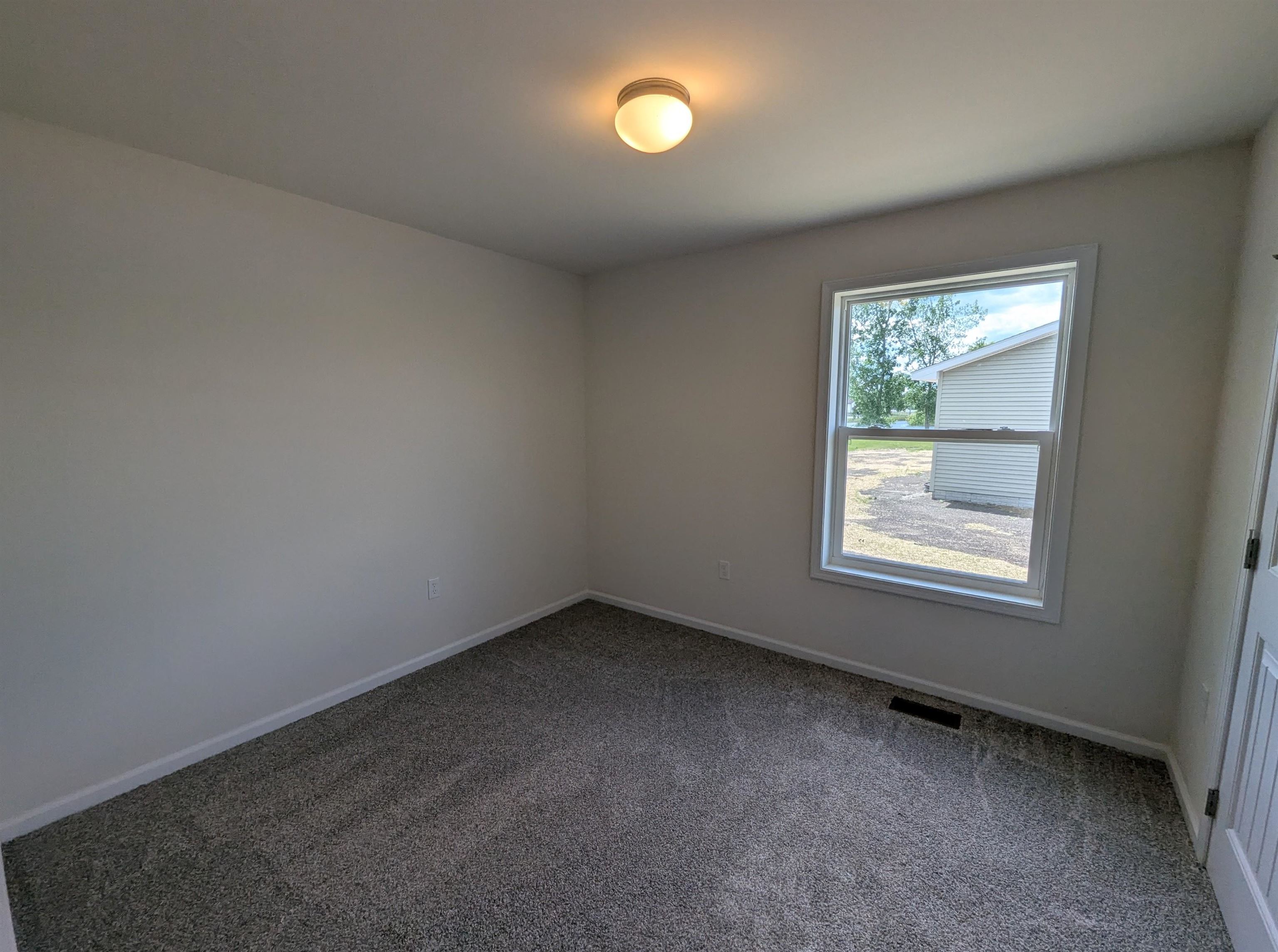 268 Stern Drive Property Photo 18