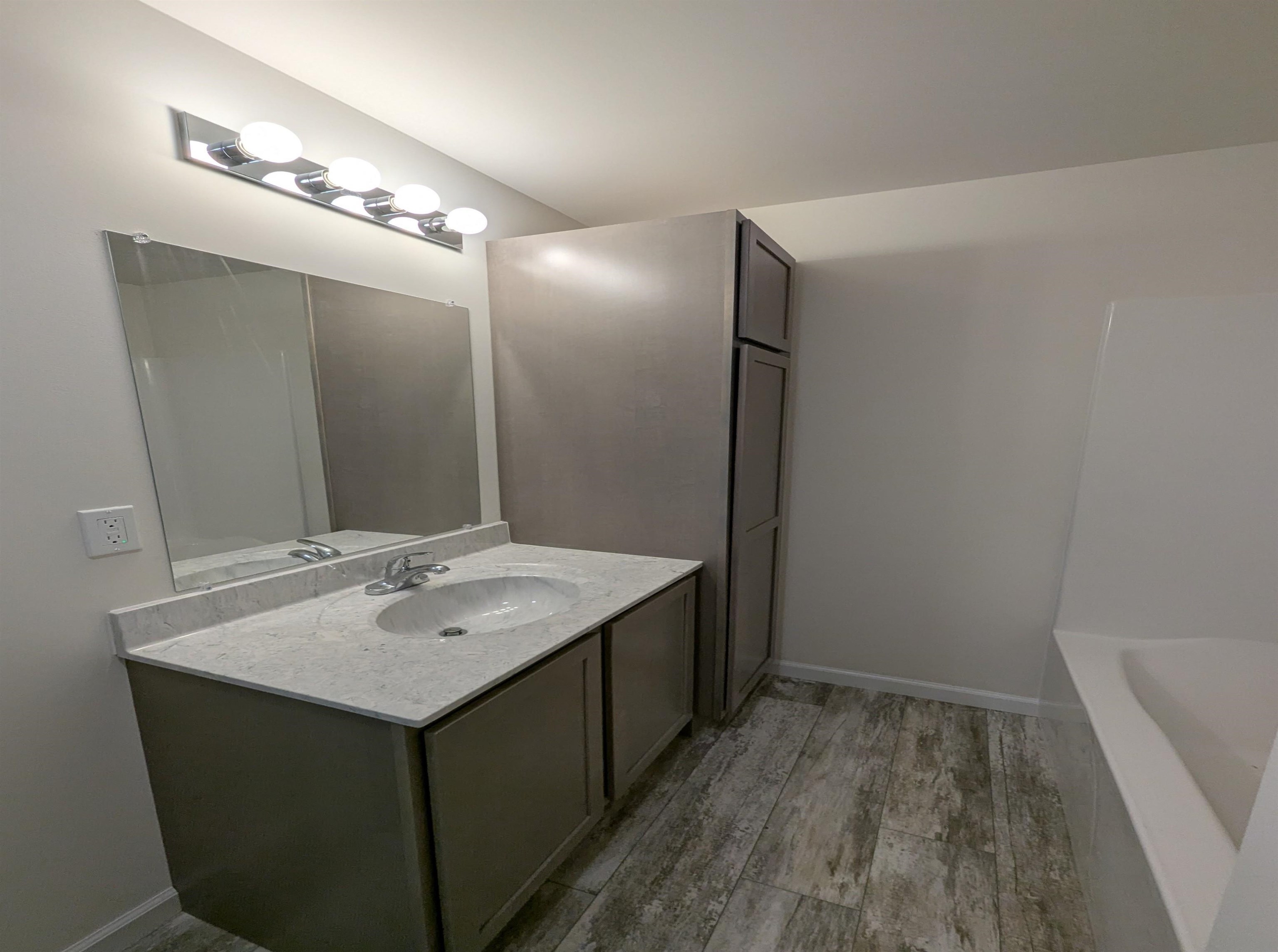 268 Stern Drive Property Photo 22