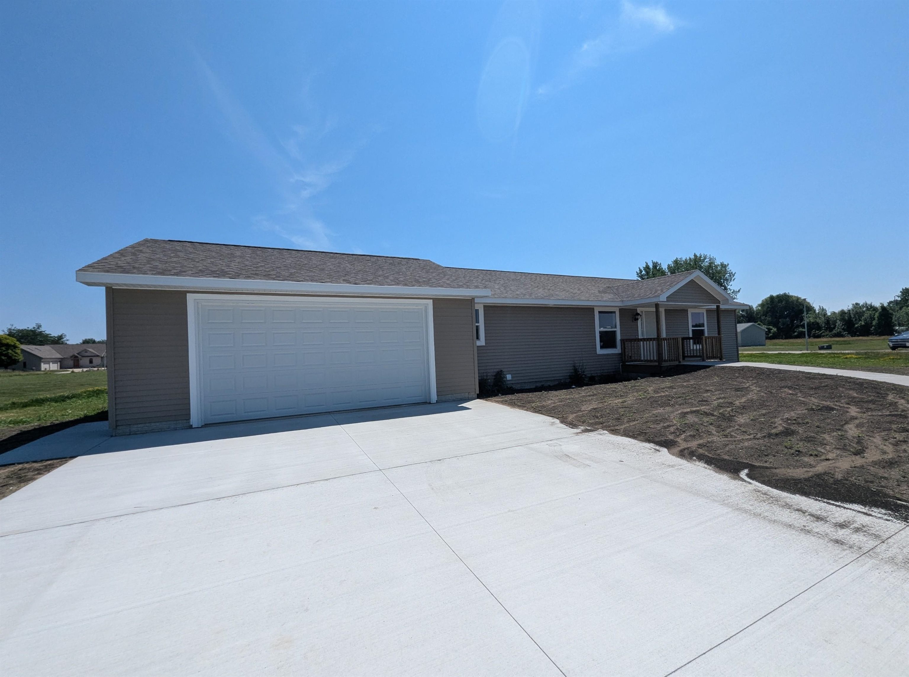 257 Stern Drive Property Photo 2