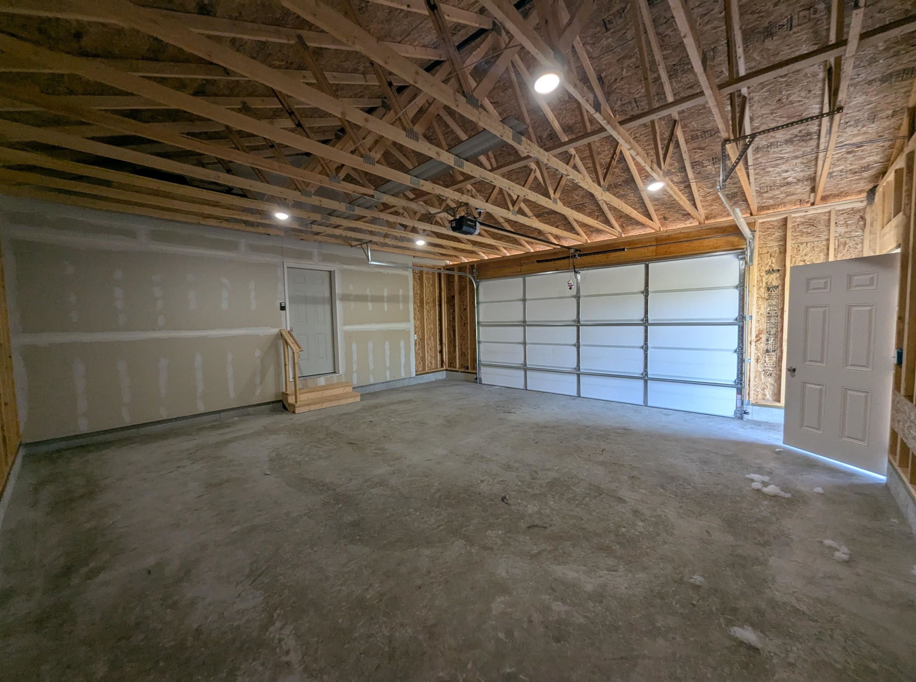 257 Stern Drive Property Photo 7