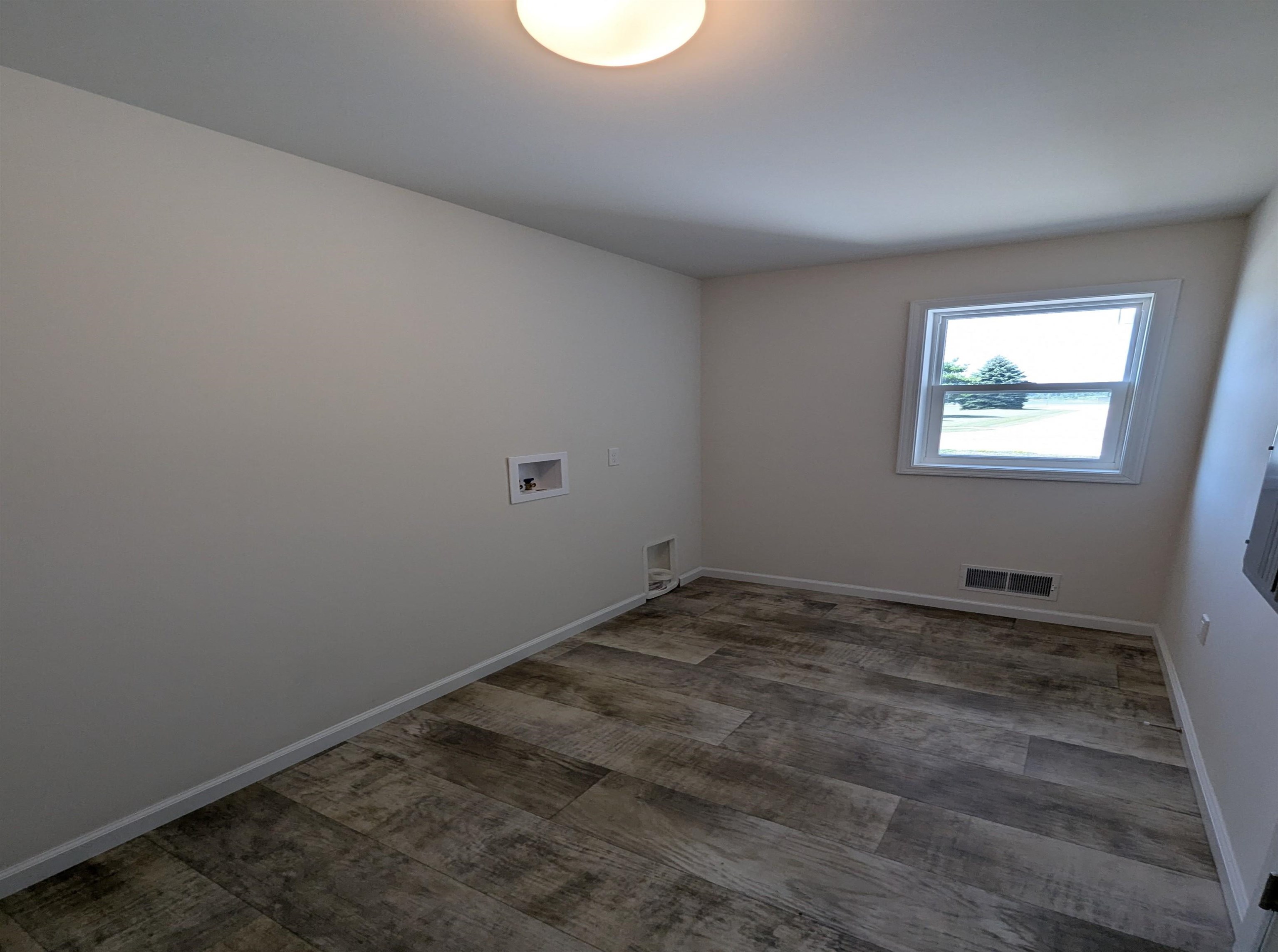 257 Stern Drive Property Photo 10