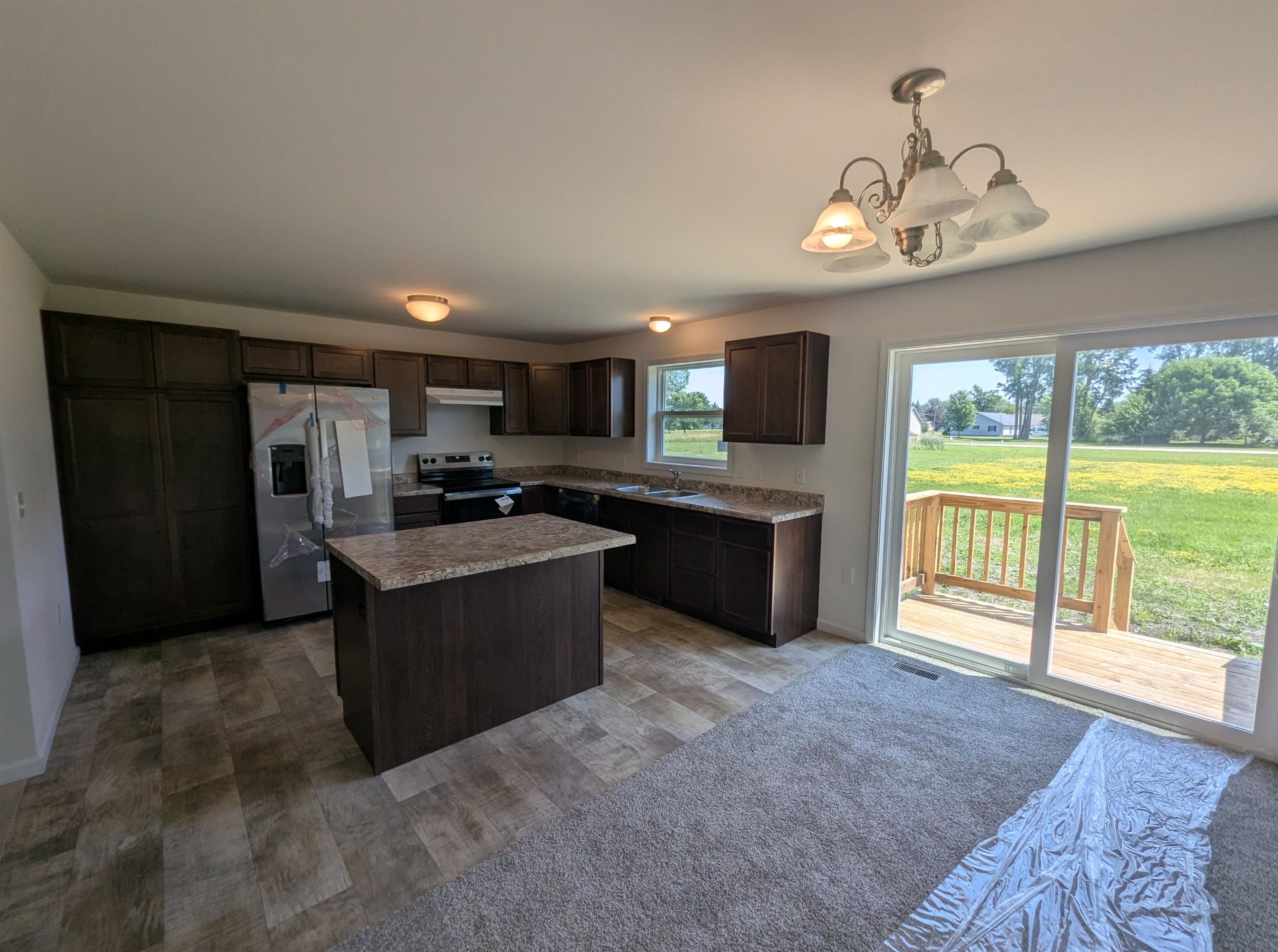 257 Stern Drive Property Photo 16