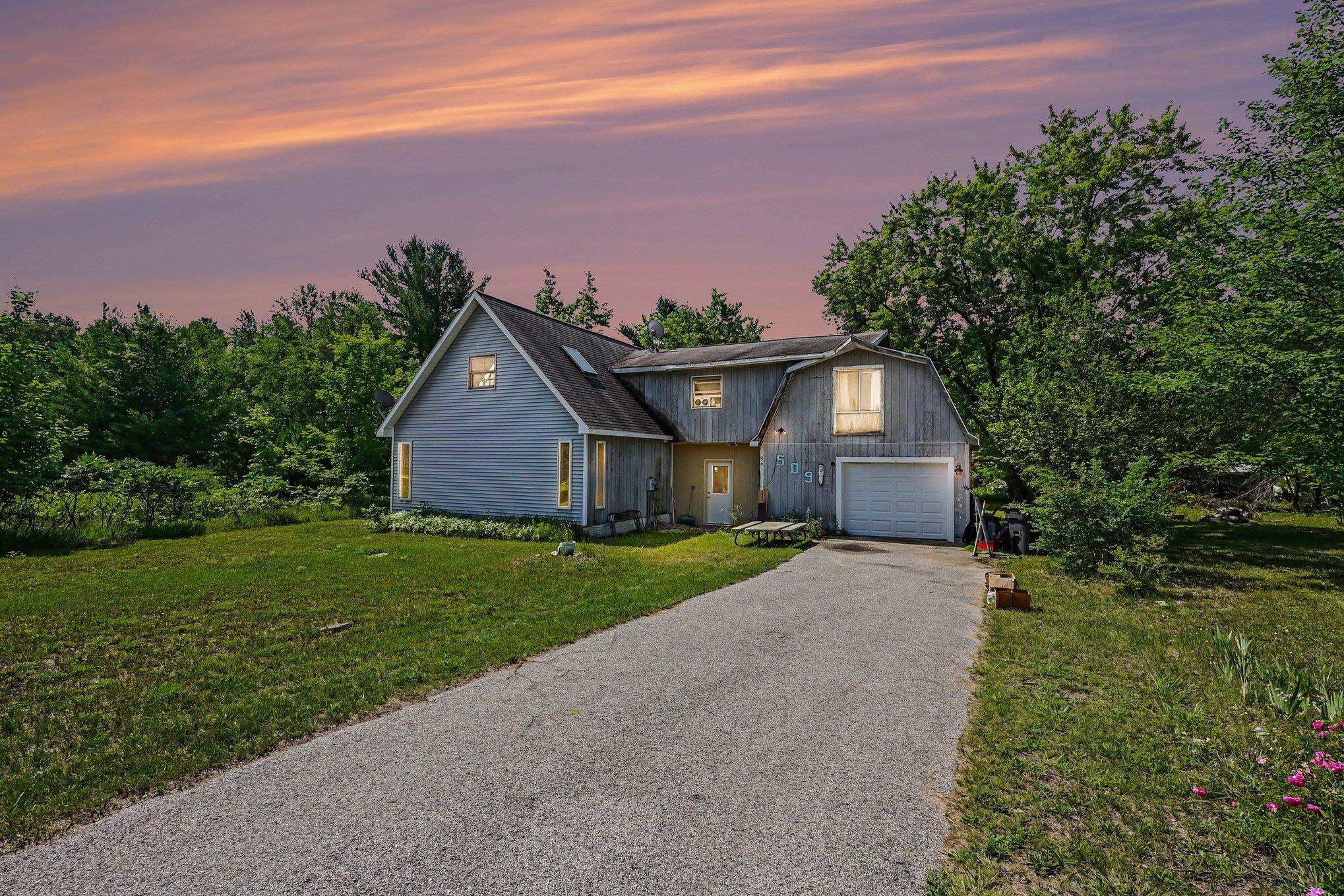 509 Gitchegumee Drive