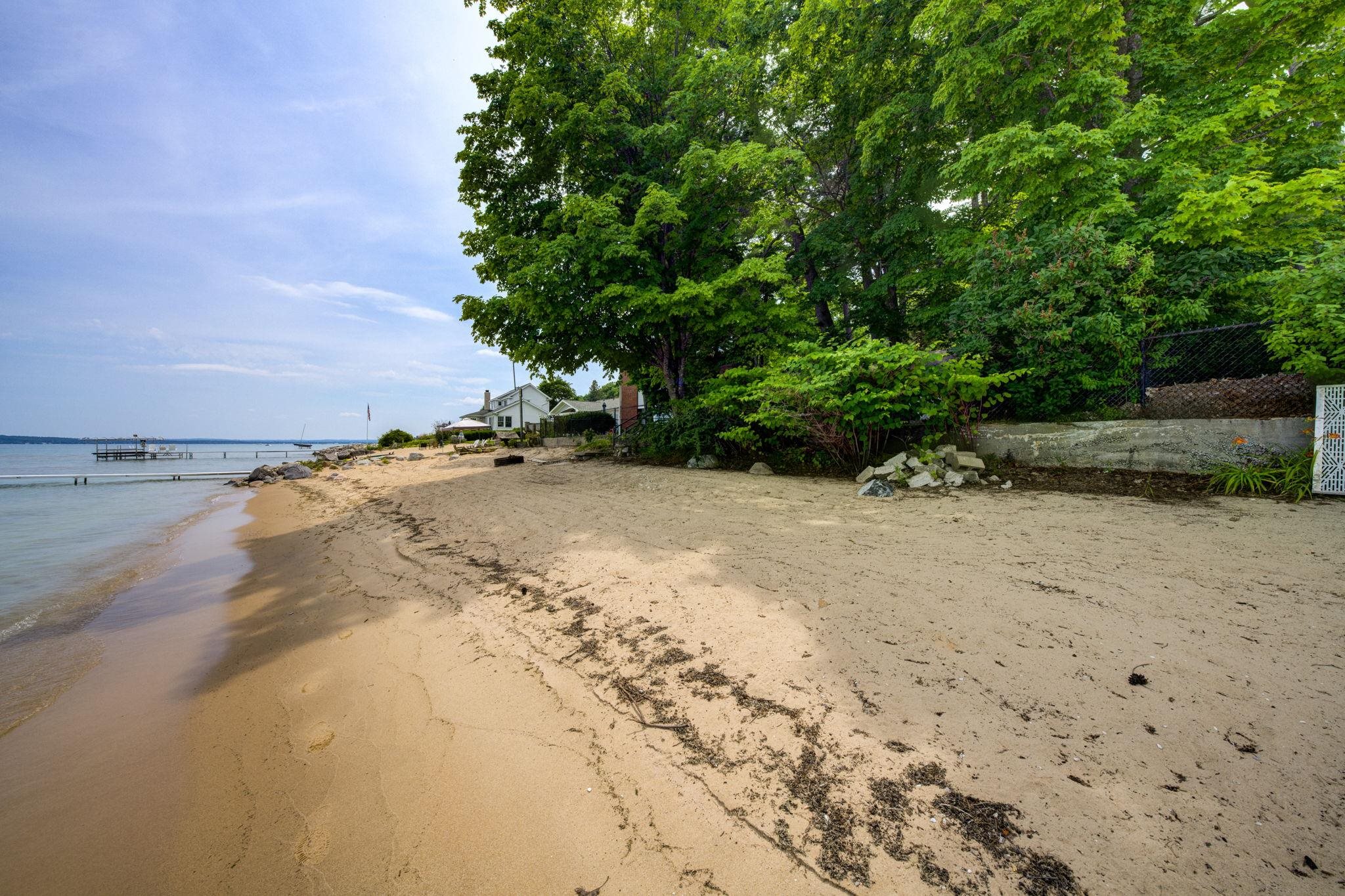 11111 S W Bayshore Drive Property Photo 1