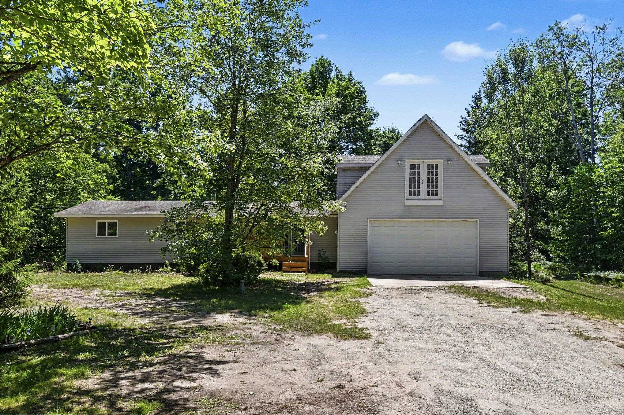 3432 Woodman Road, Sw Property Photo 1
