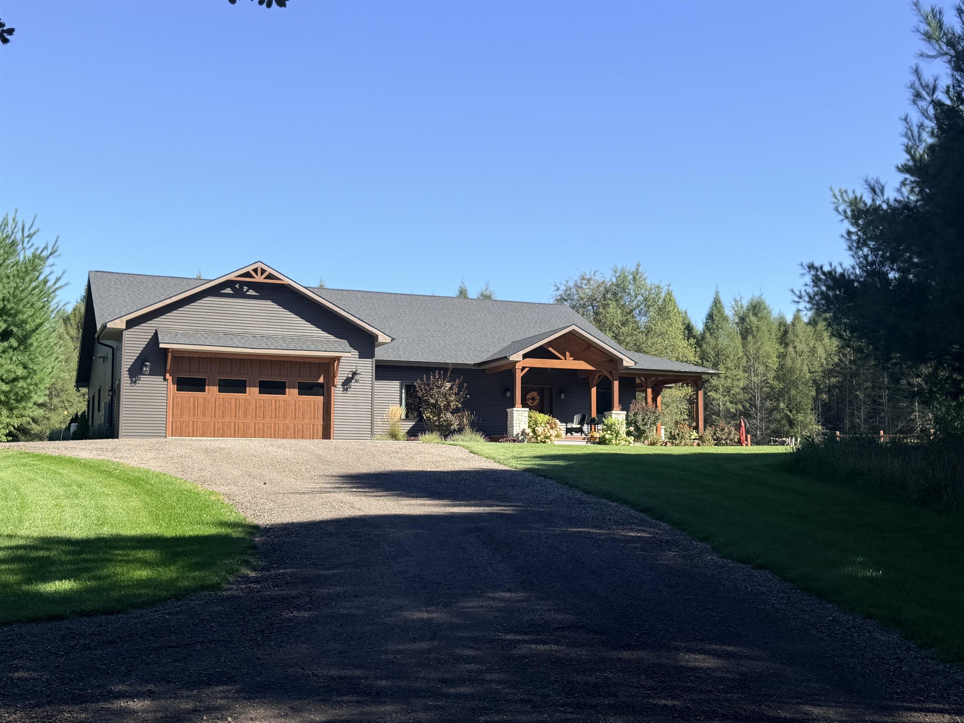11215 Appleridge Trail Property Photo 2