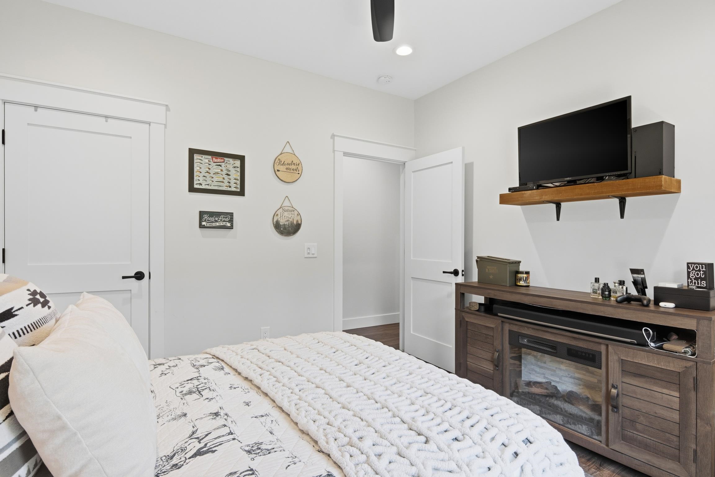 11215 Appleridge Trail Property Photo 47
