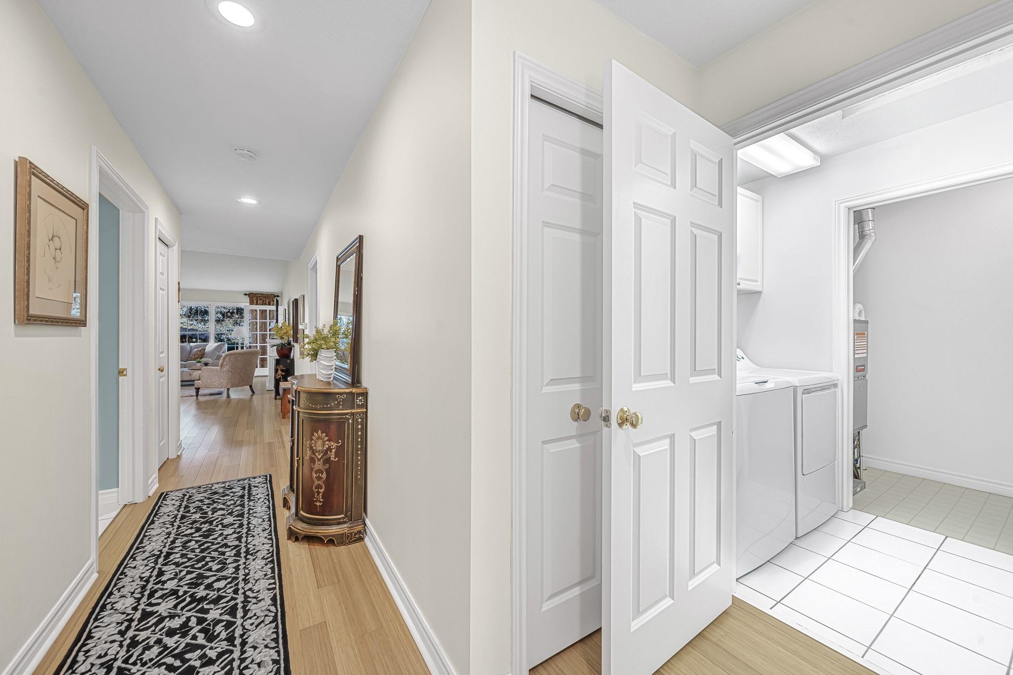 608 Meadowview Lane Property Photo 4