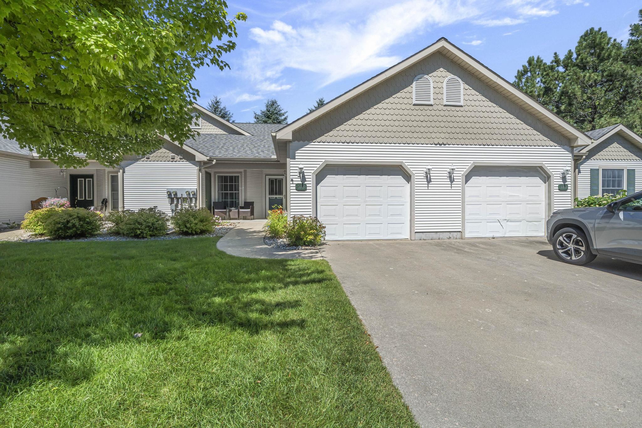 608 Meadowview Lane Property Photo 25