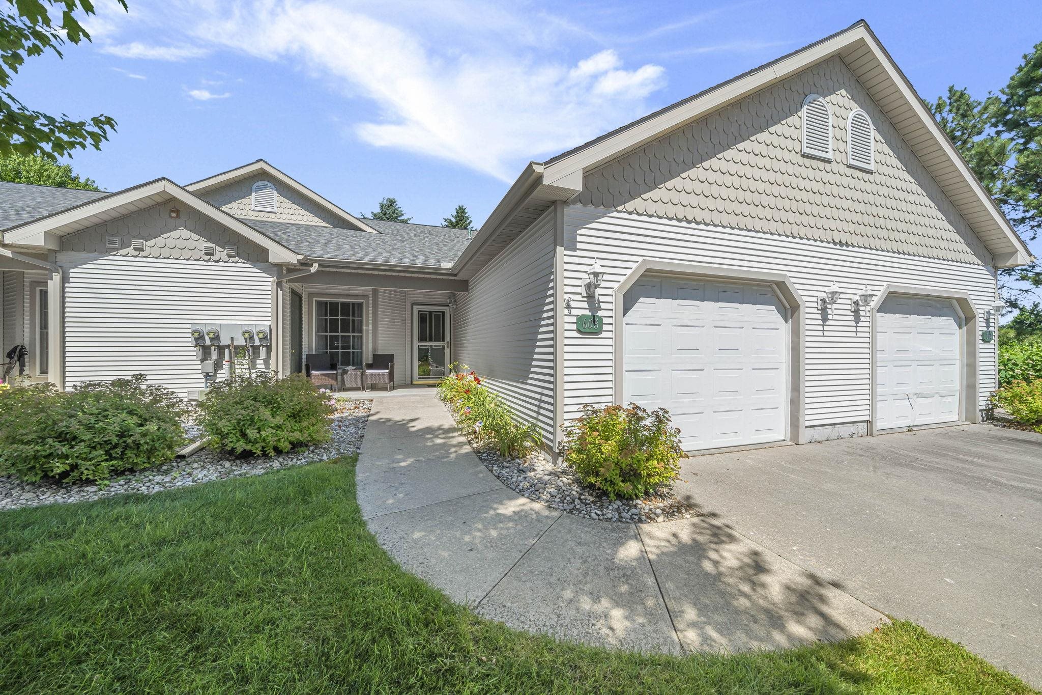 608 Meadowview Lane Property Photo 27
