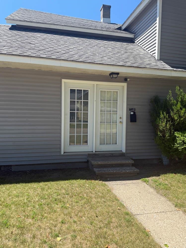 122 E River Street Property Photo 10