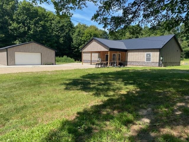 802 W 4 Road Property Photo 1