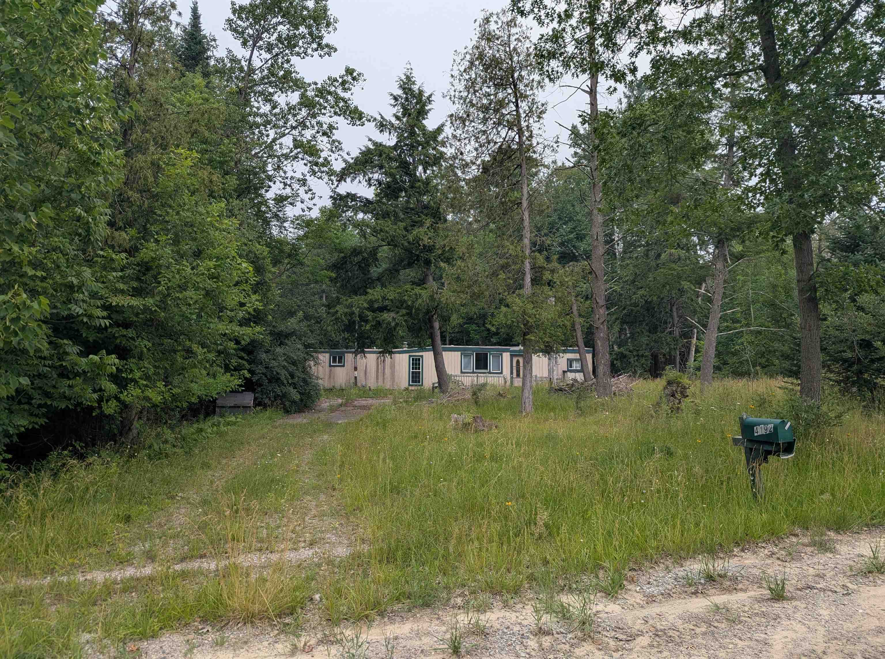 4192 Highbanks Drive Property Photo 1