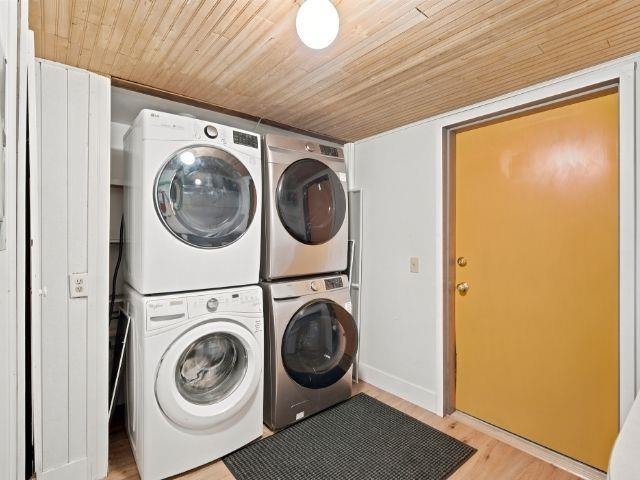 143 S Benzie Boulevard Property Photo 31
