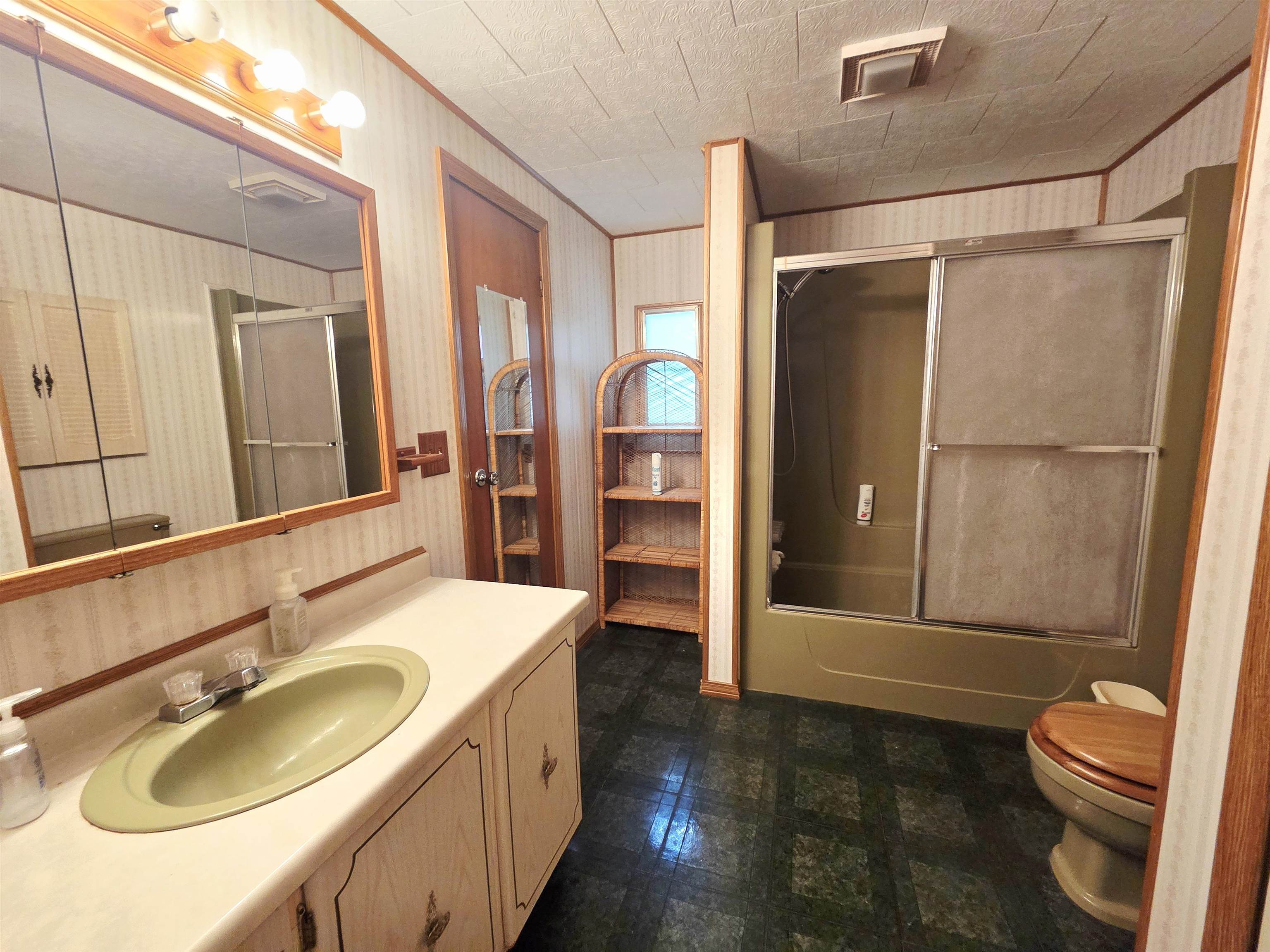 5260 N Old 27 Property Photo 8