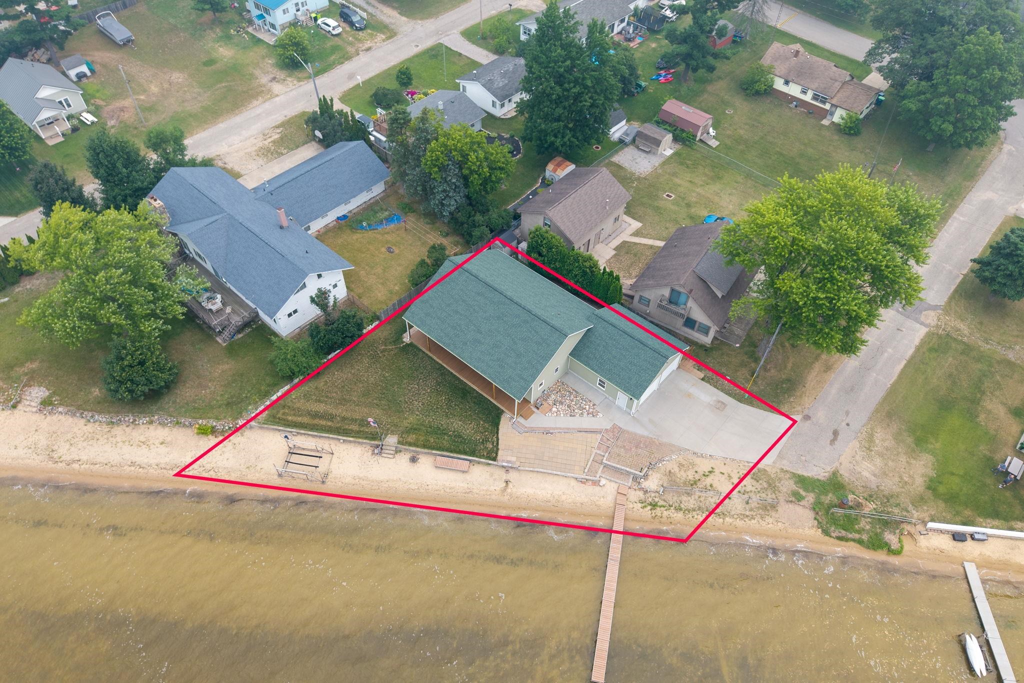 250 Langley Street Property Photo 1