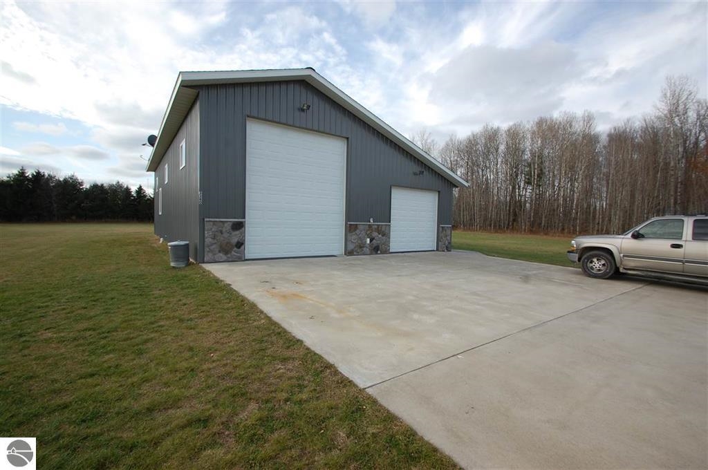 3380 Bella Drive Property Photo 1