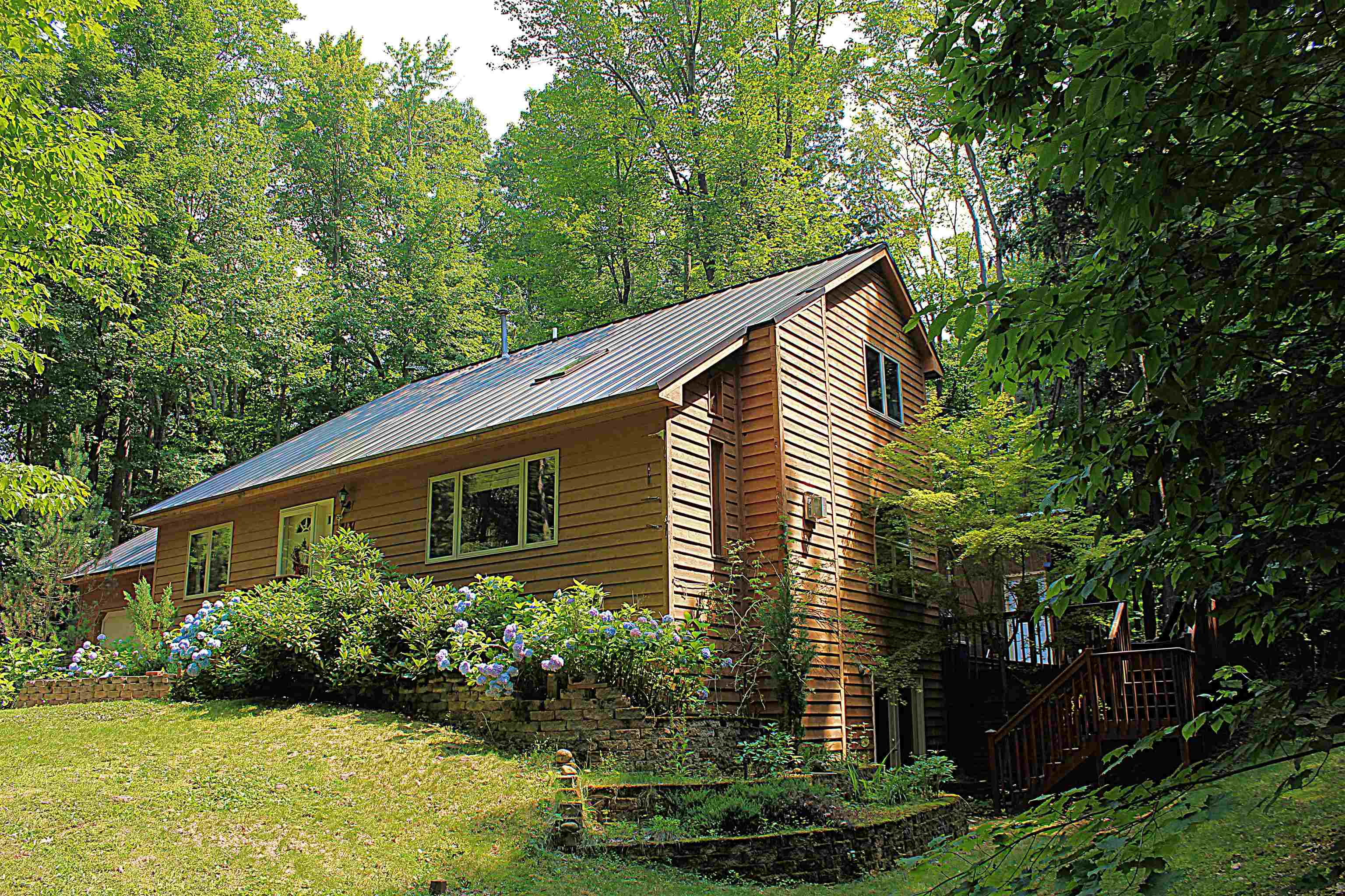 8131 Hillside Drive Property Photo 1